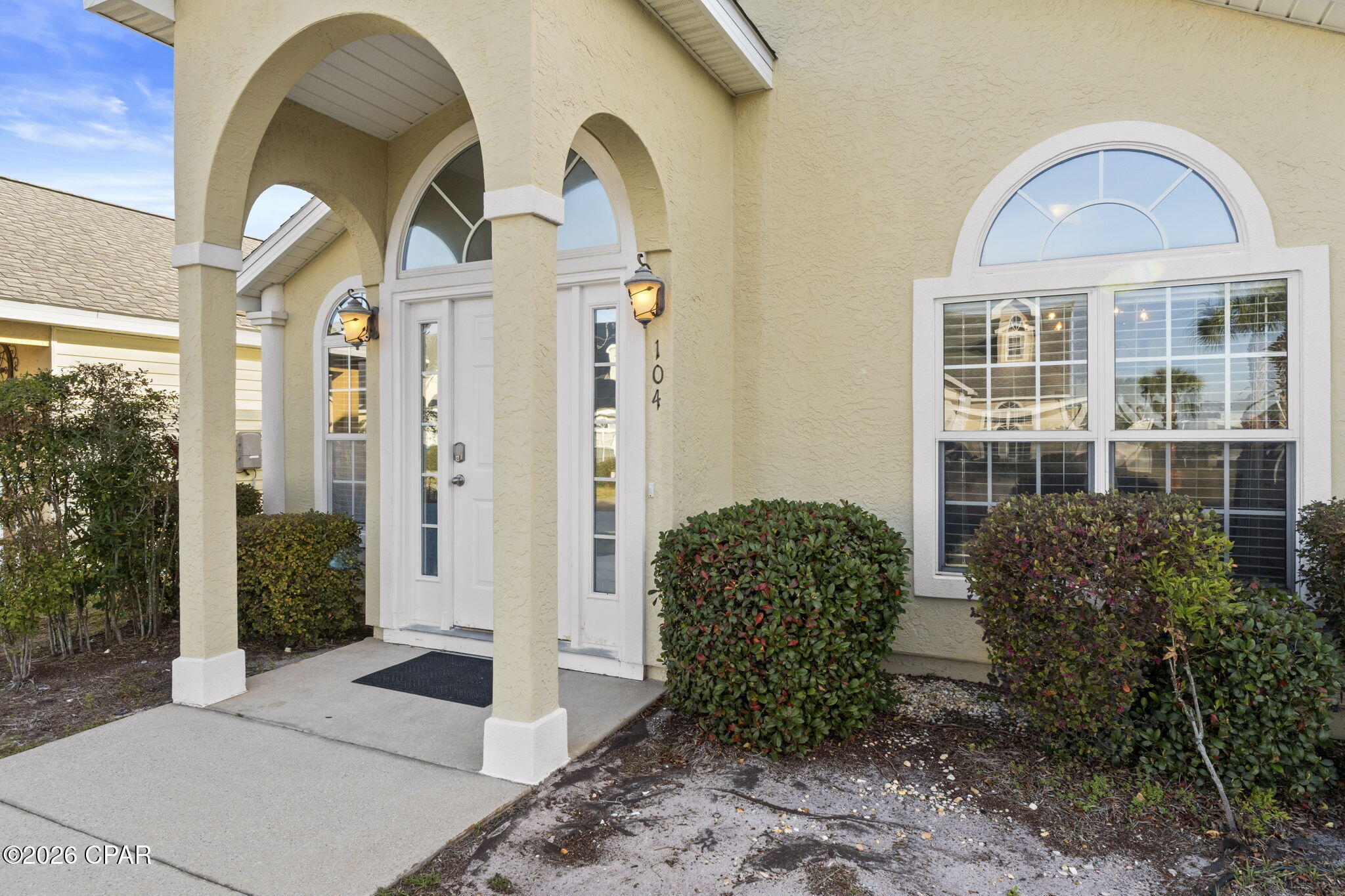 Image 2 For 104 White Cap Way