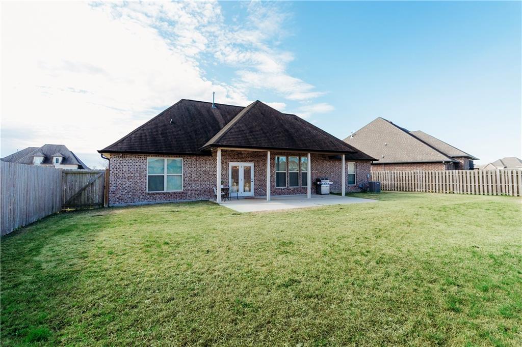 Homes for sale in Thibodaux, LA | 315 Royal Oak Blvd, Thibodaux, LA 70301 | MLS# 2537535