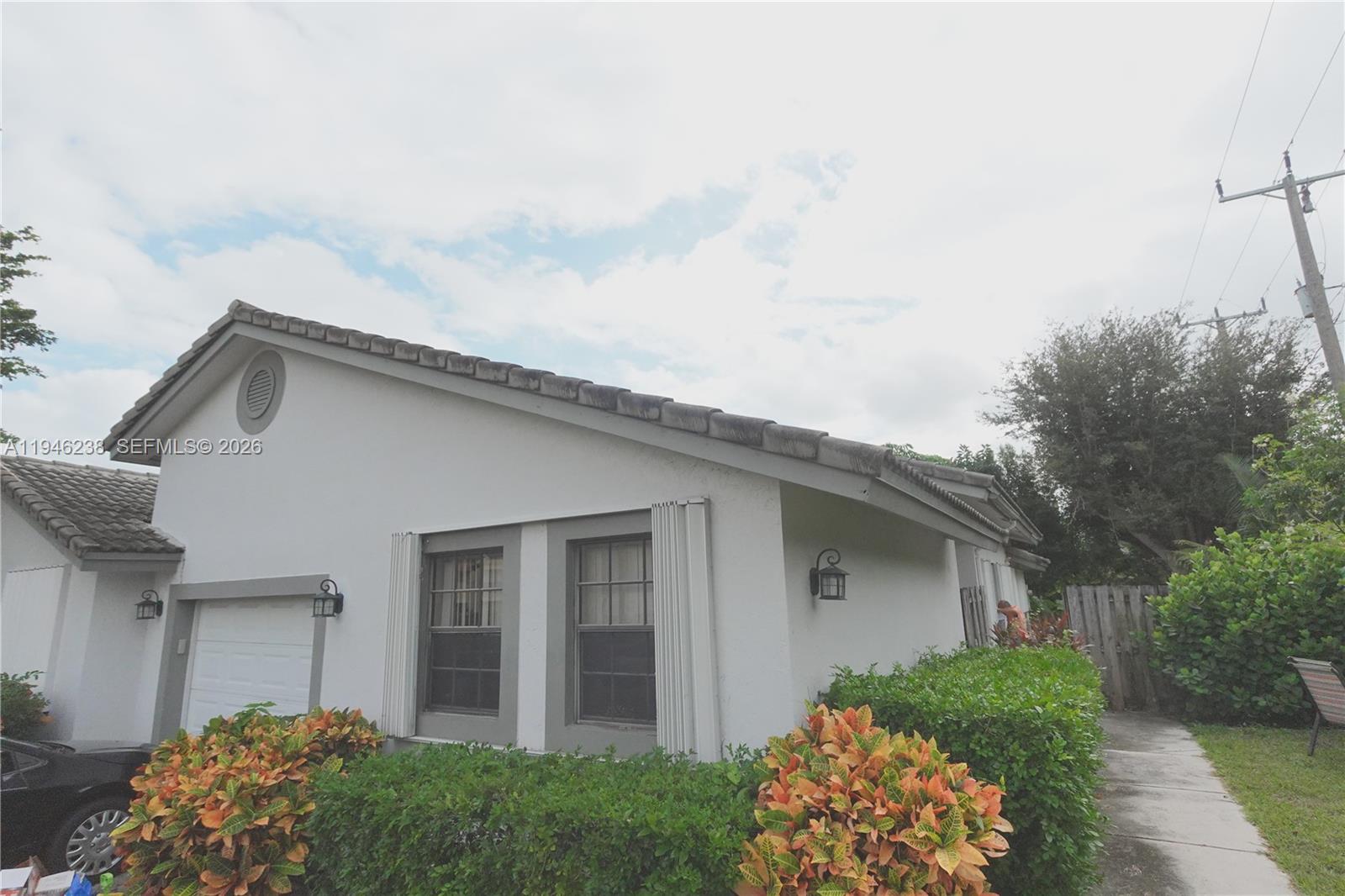 Villas De La Costa Condo