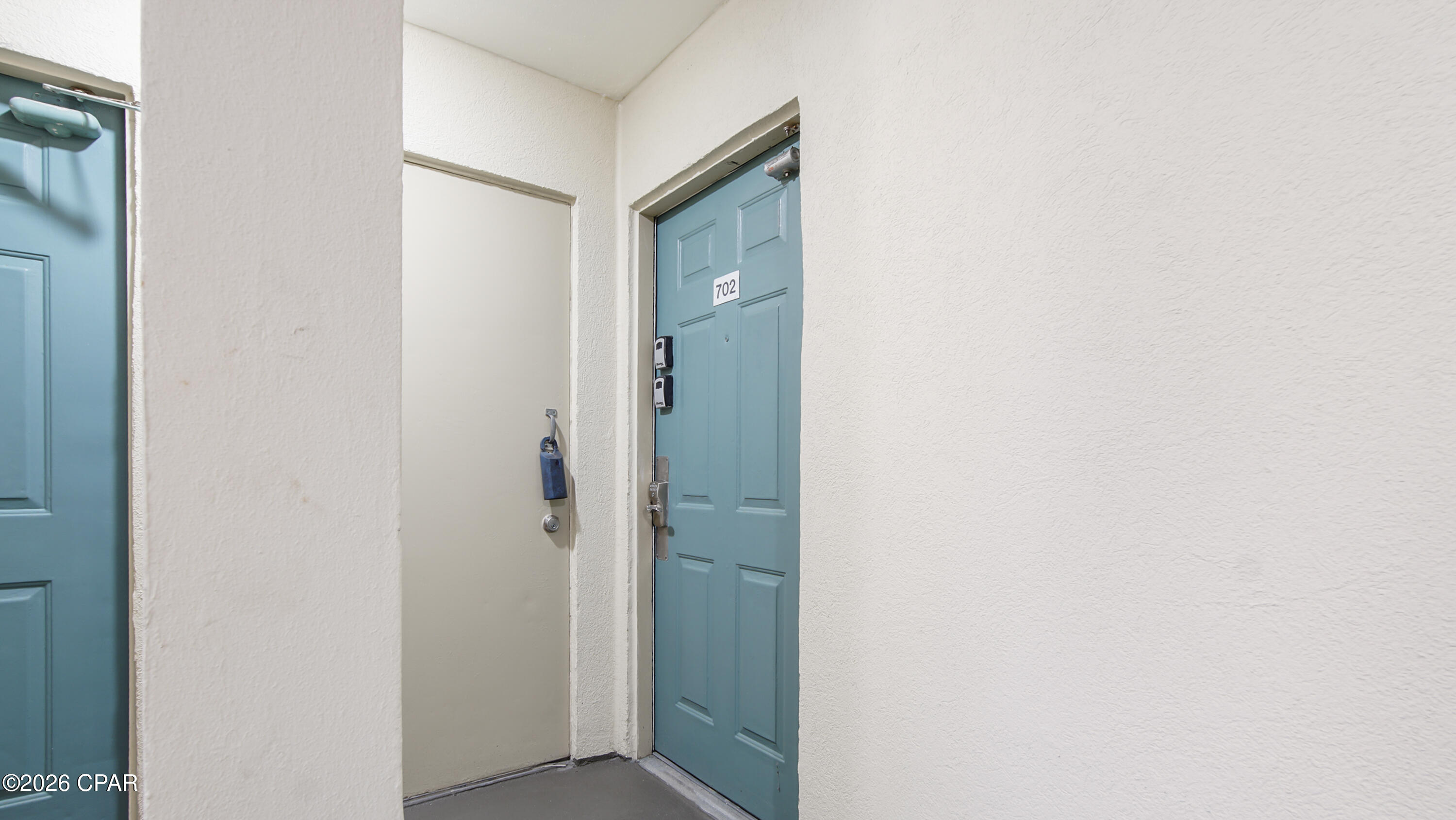 Image 20 For 9850 Thomas Drive 702e