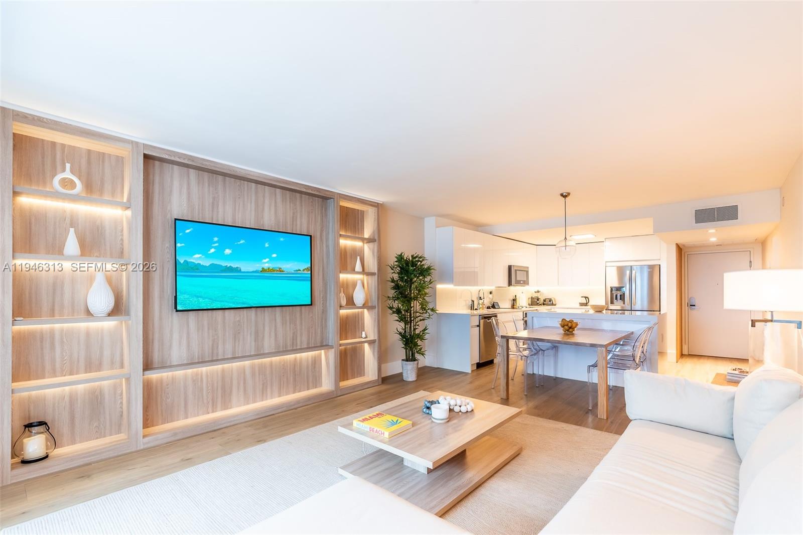 Roney Palace Condo