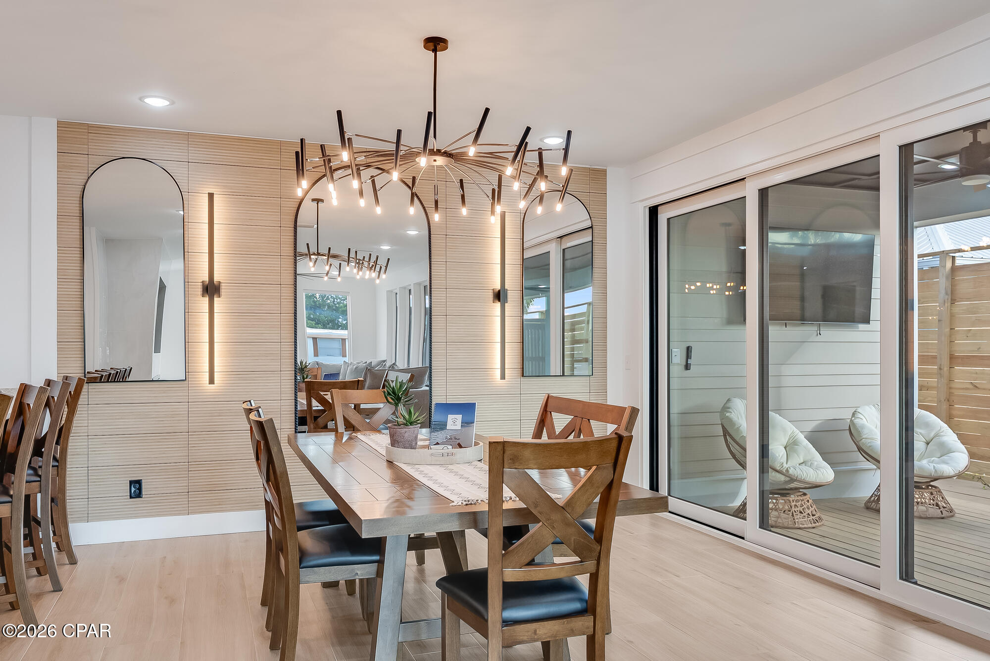 Listing photo id 11 for 212 George C Wallace Boulevard