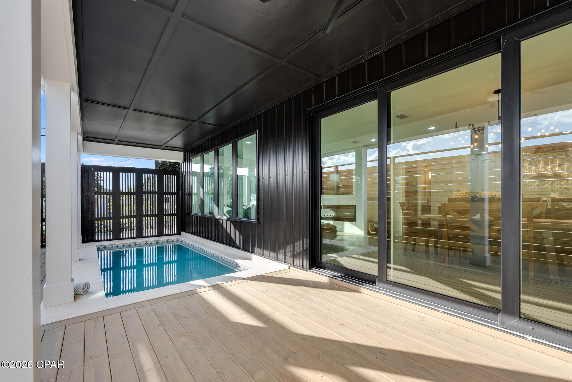 Listing photo id 18 for 212 George C Wallace Boulevard