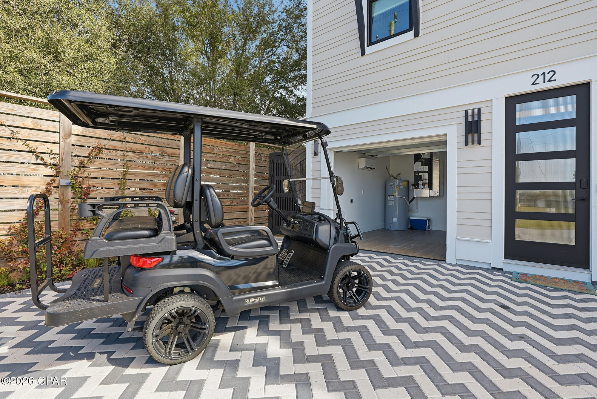 Image 2 For 212 George C Wallace Boulevard