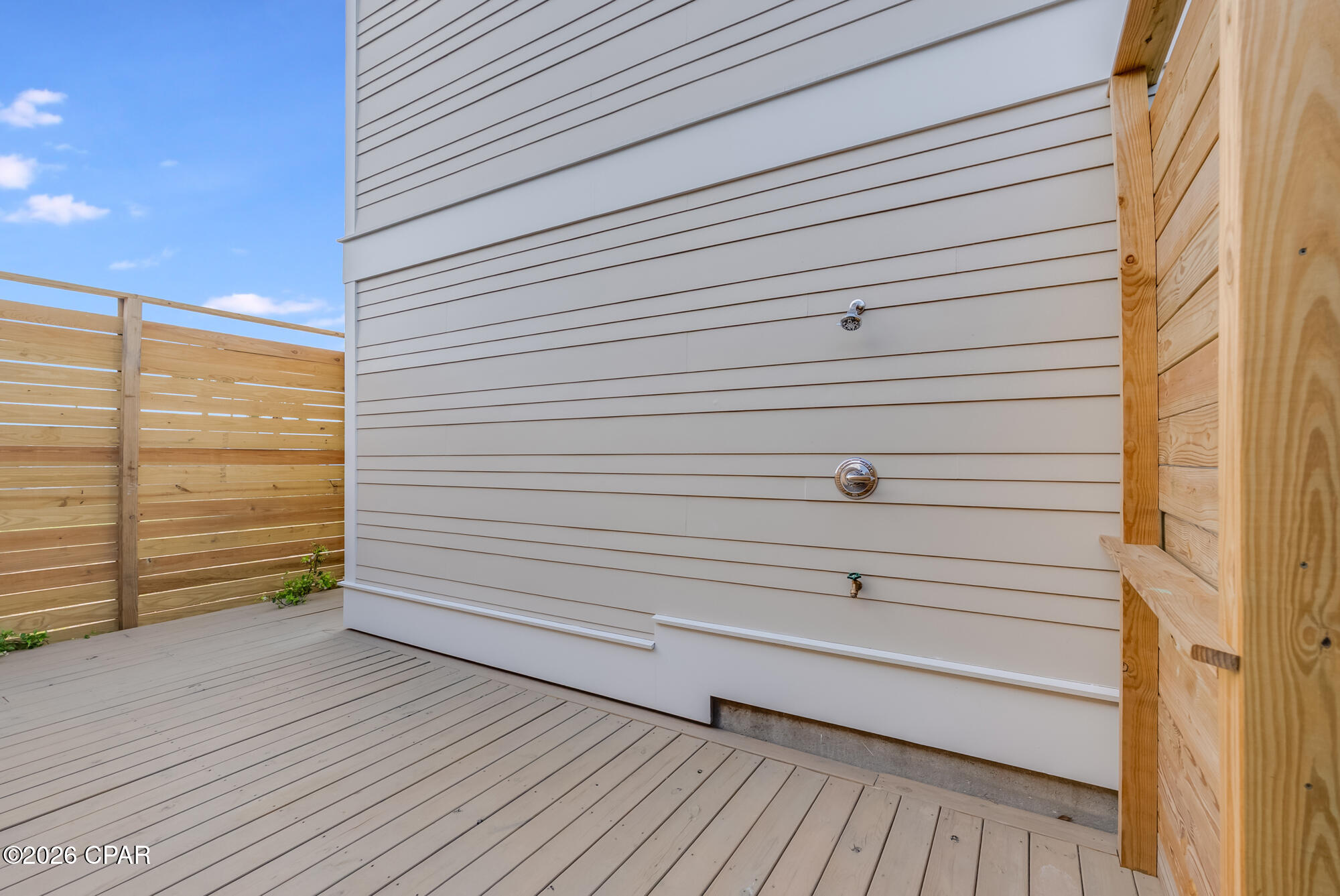 Listing photo id 47 for 212 George C Wallace Boulevard