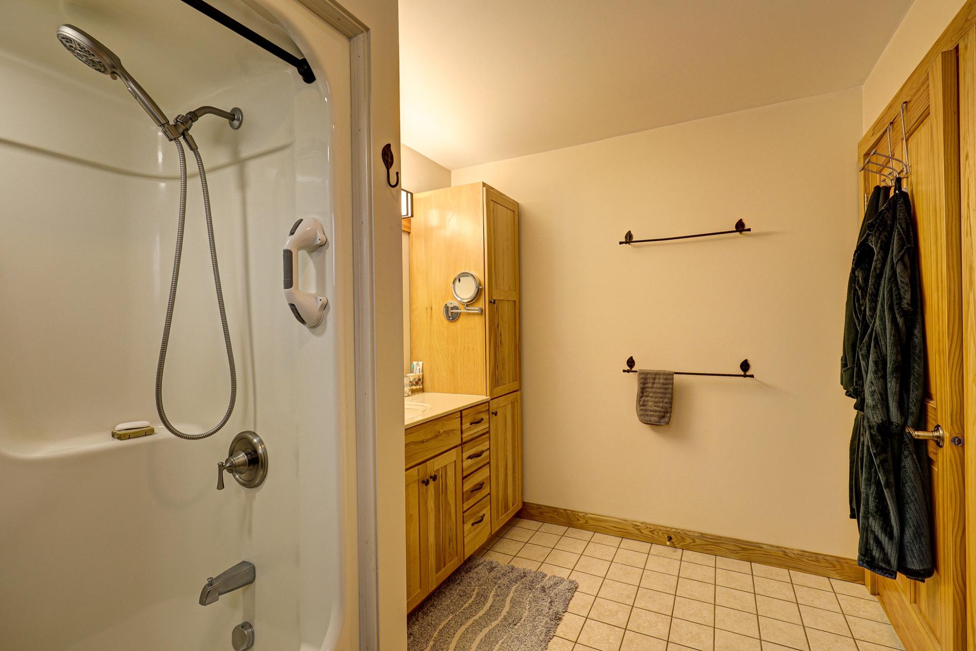 Undocumented Lake Property 2899 Hwy 17 Photo 20