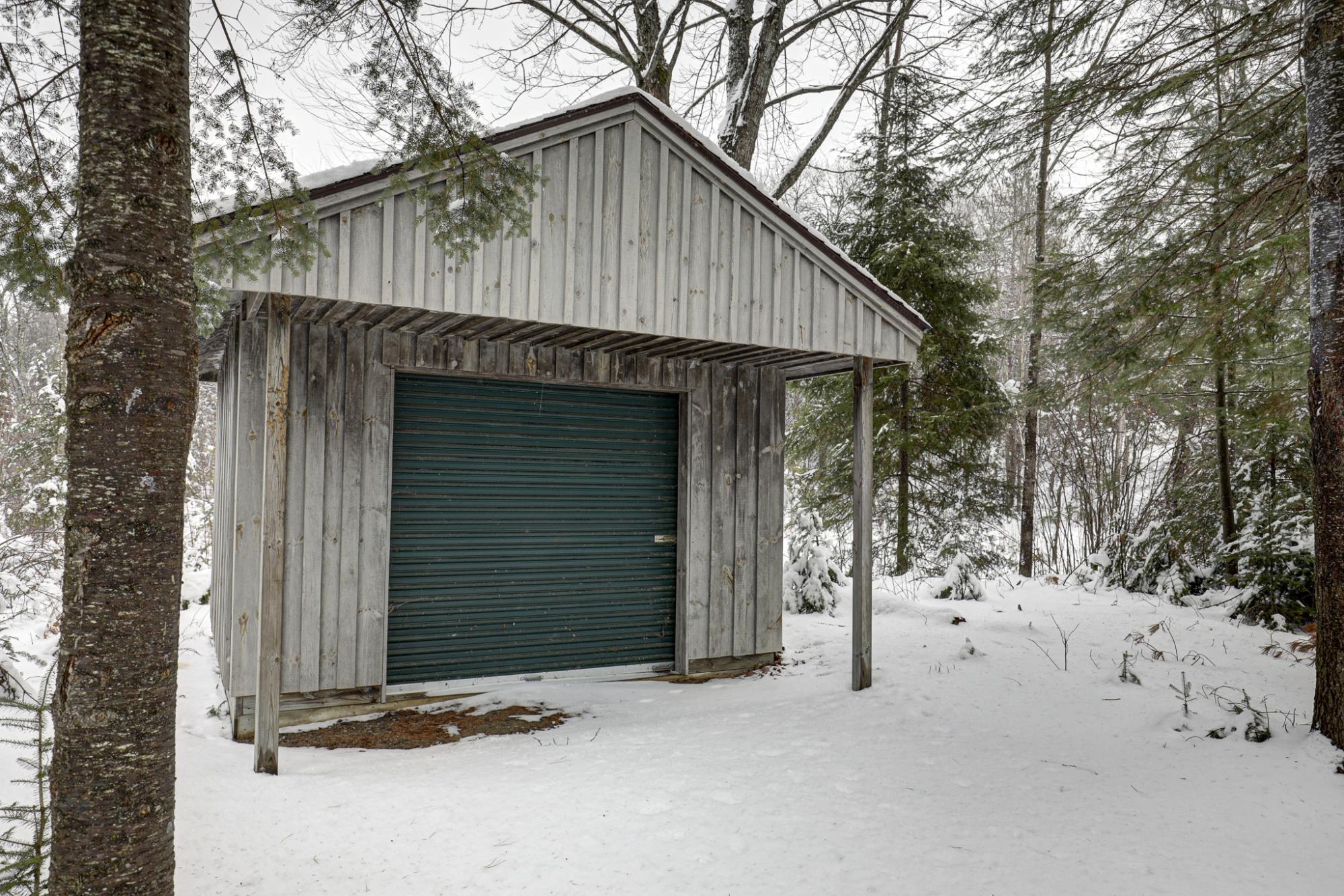 Undocumented Lake Property 2899 Hwy 17 Photo 6