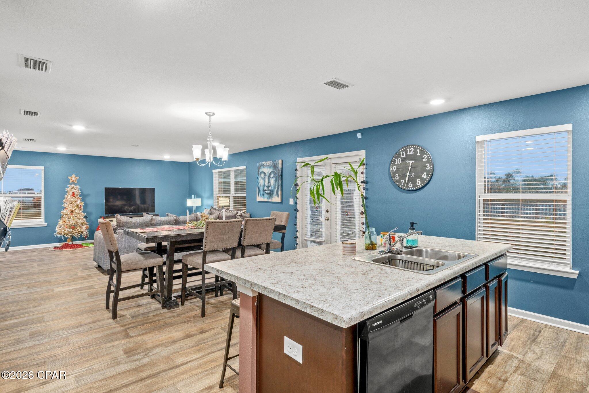 Image 14 For 7115 Hatteras Boulevard