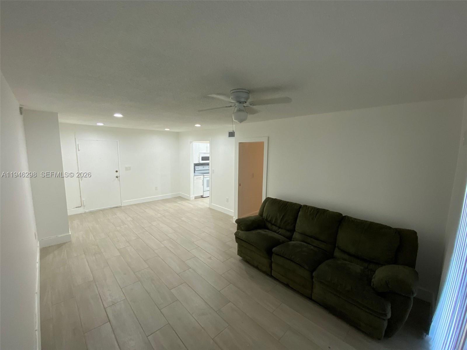 Property photo # 8