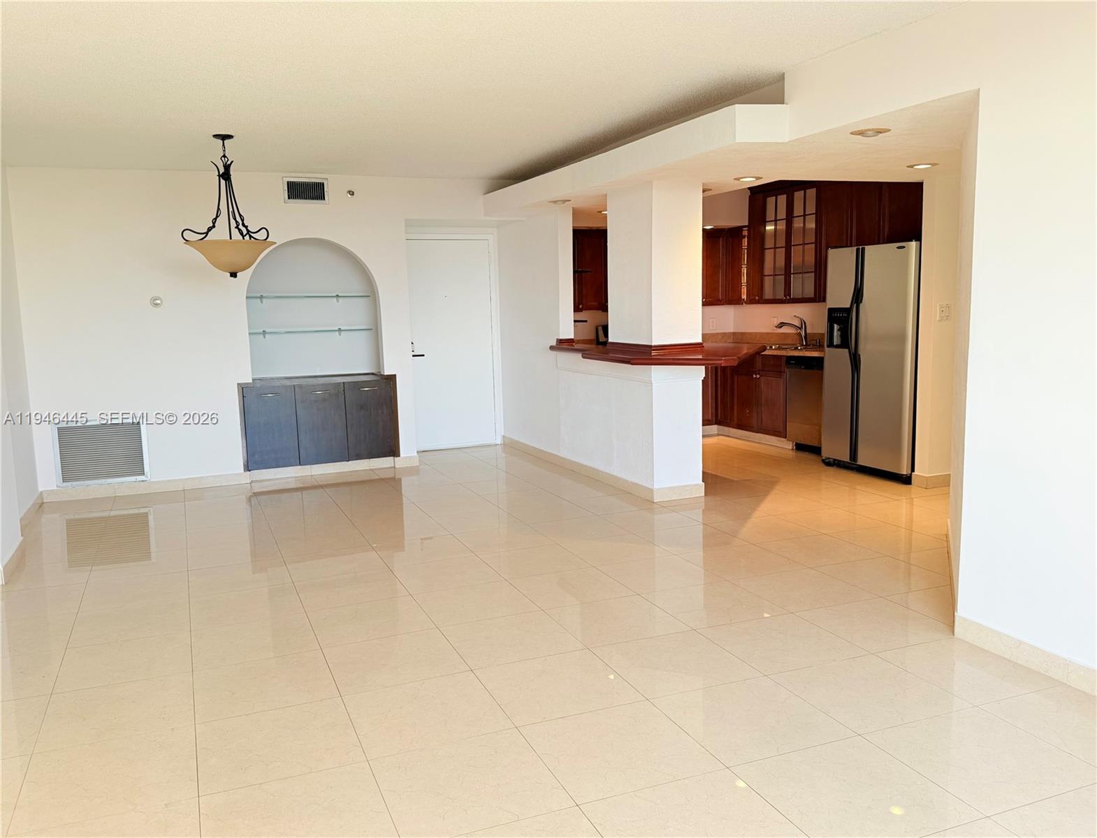 Hillcrest East No 20 Cond