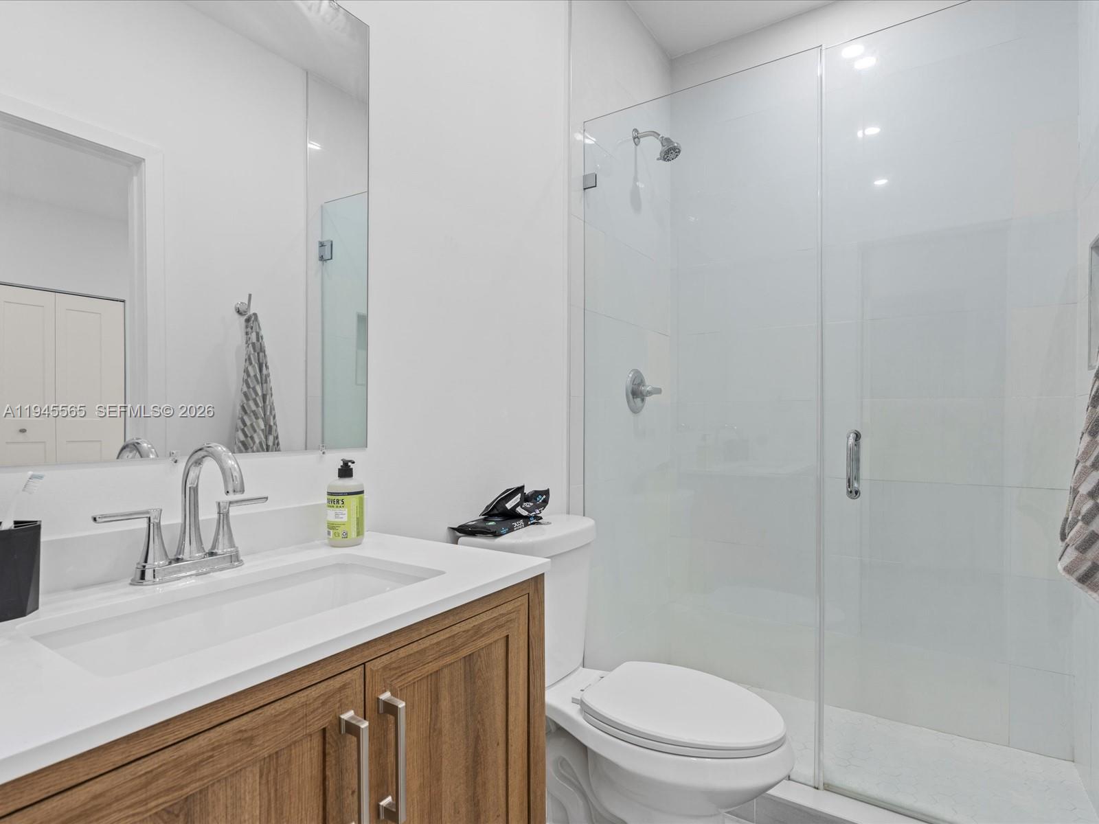 5265 SW 78th St, Miami FL 33143