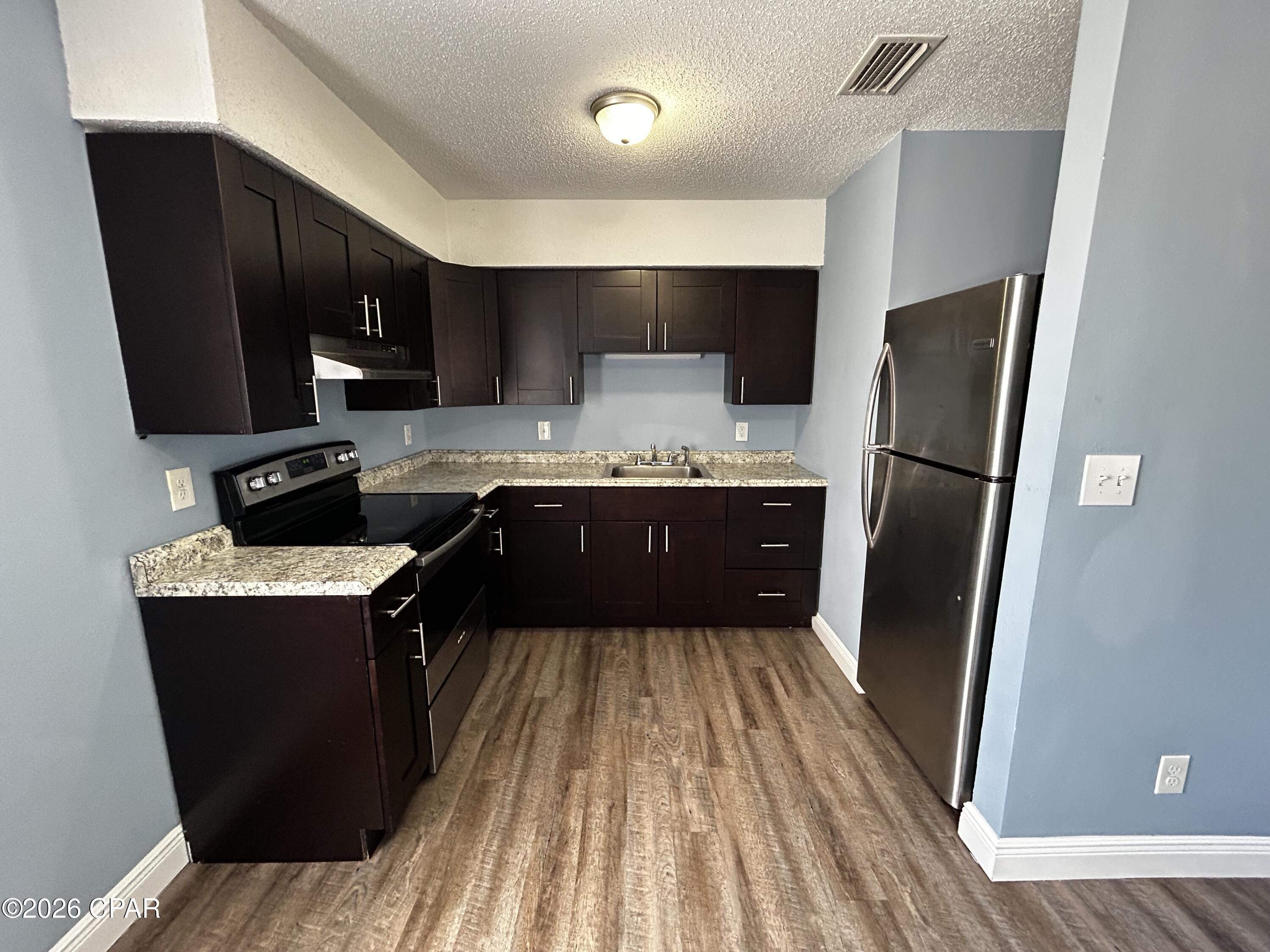 Image 5 For 6318 Lenawee Street B