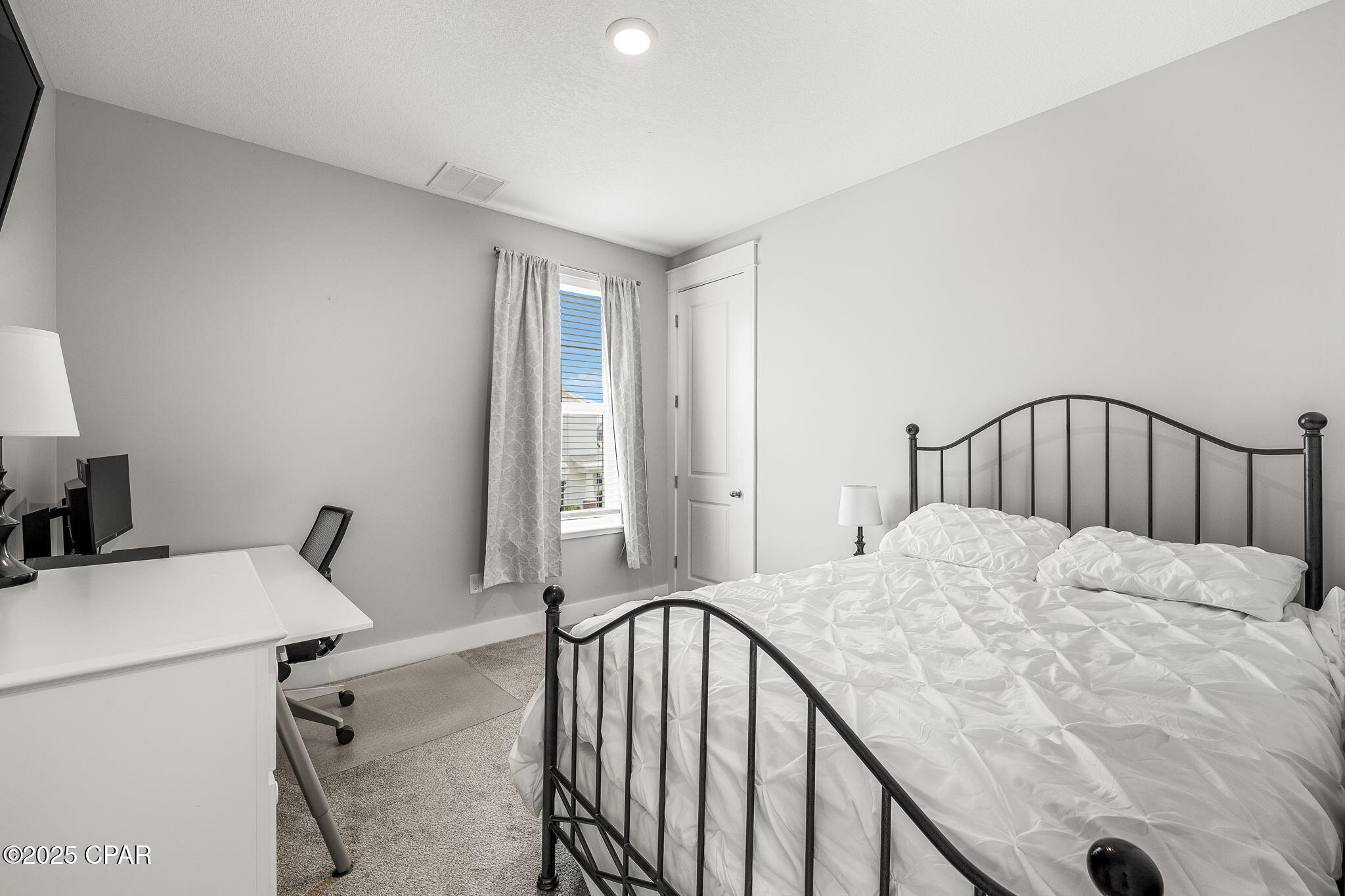 Image 20 For 2013 Warbler Street