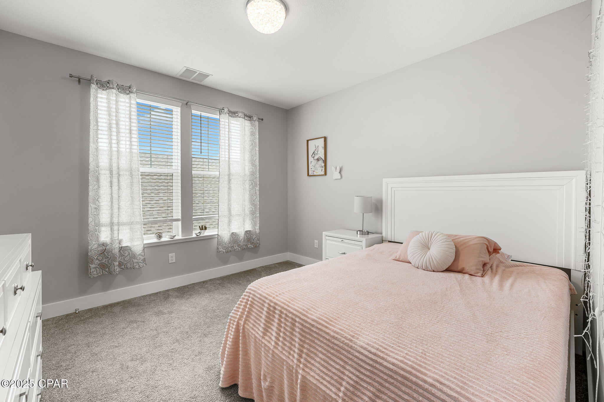 Image 21 For 2013 Warbler Street