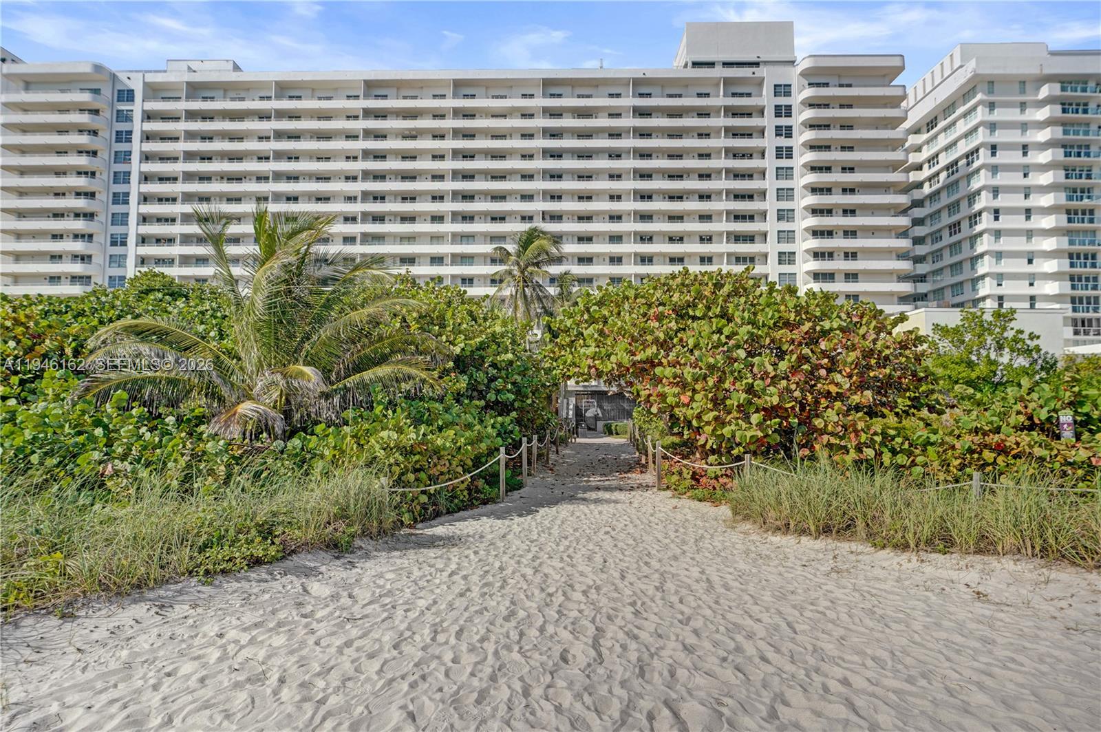 Oceanside Plaza Condo