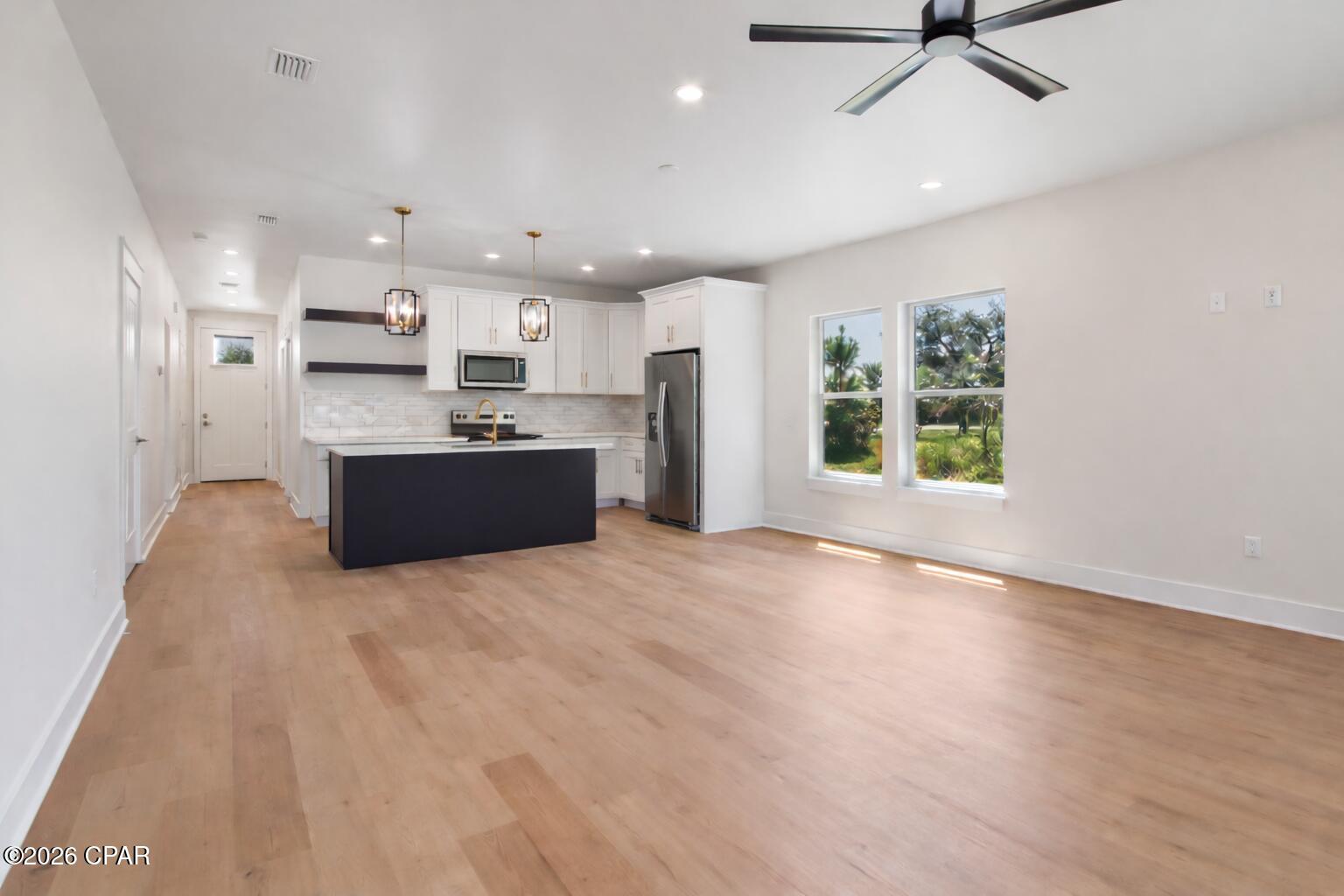 Image 2 For 2333 Cincinnati Avenue