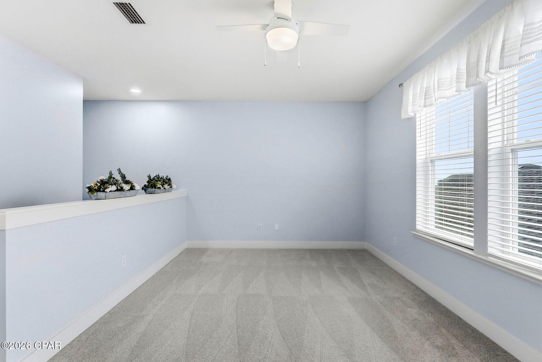 Listing photo id 23 for 1712 Daffodil Street