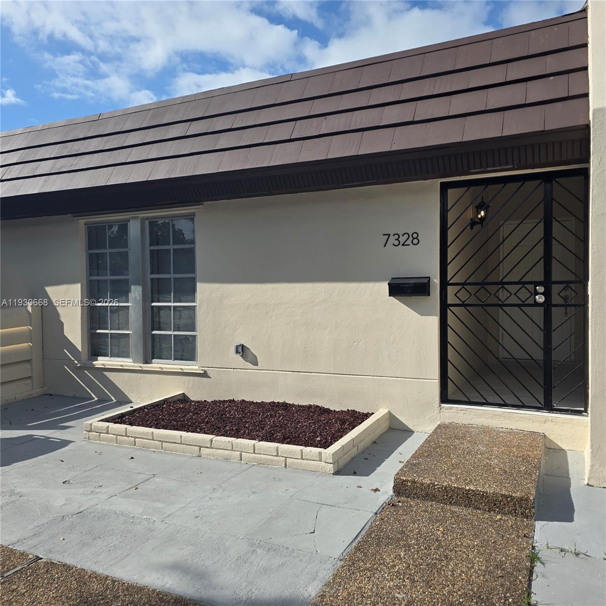 Miami Lakes Golf Course V