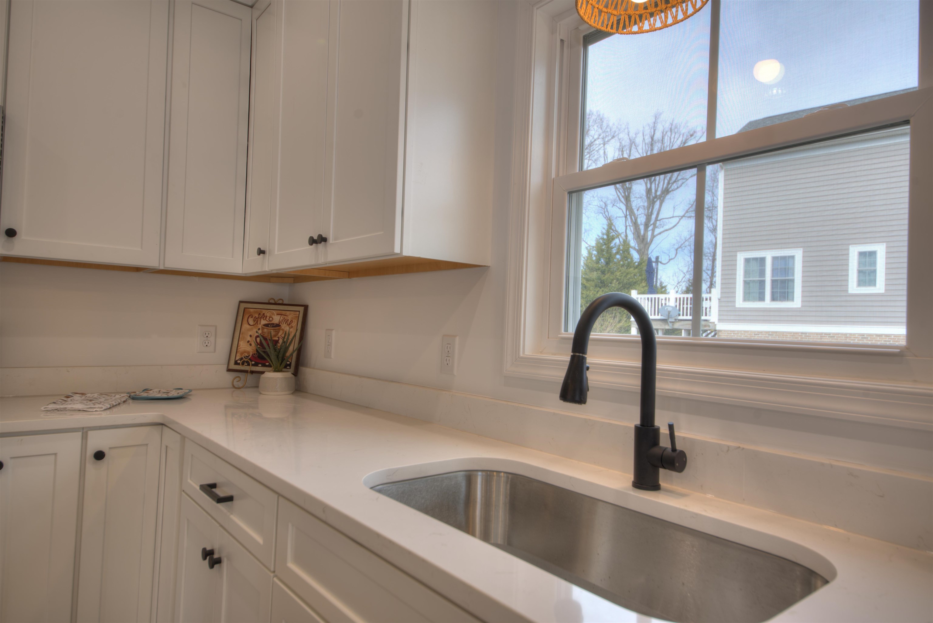 11 Topside Cir