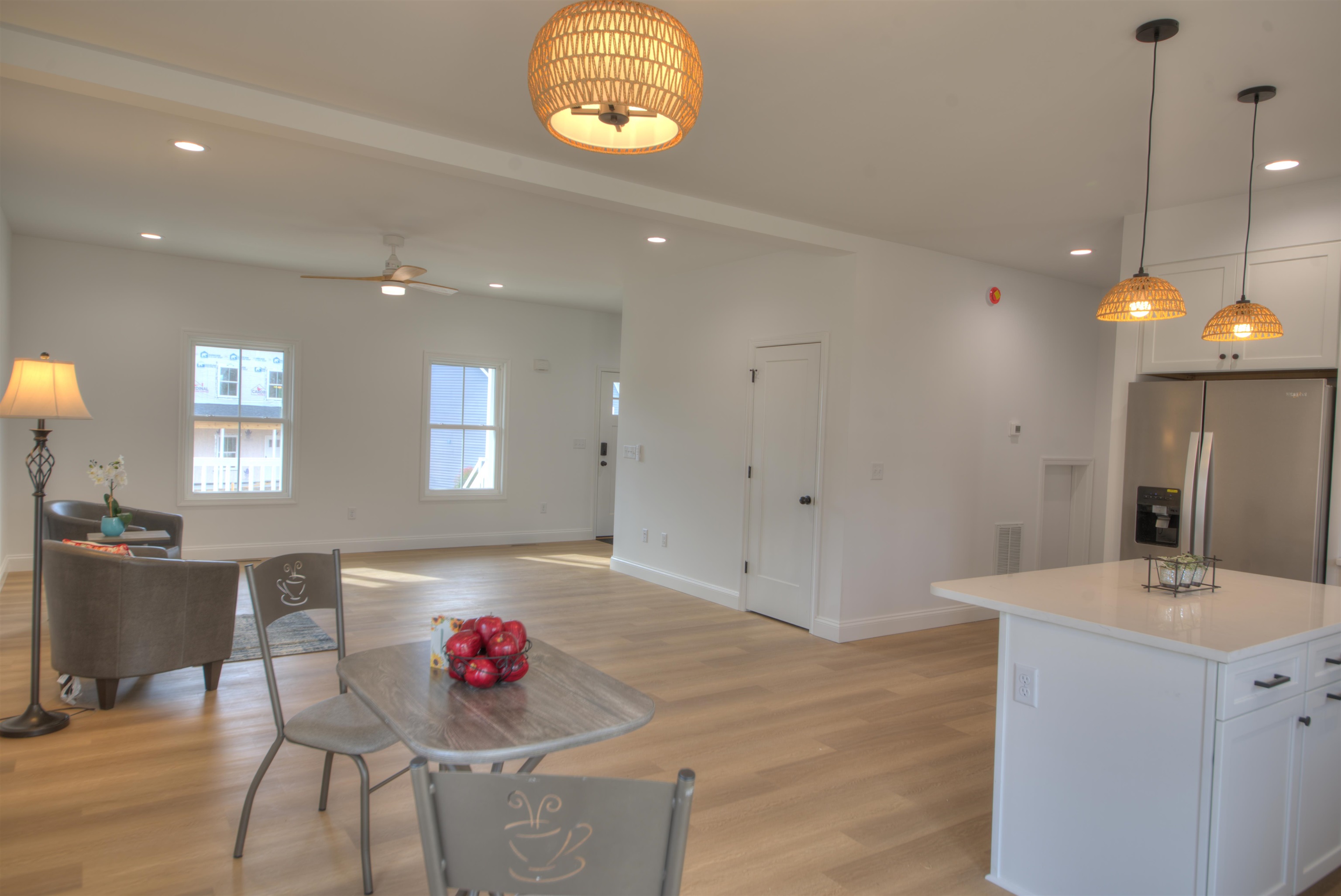 11 Topside Cir