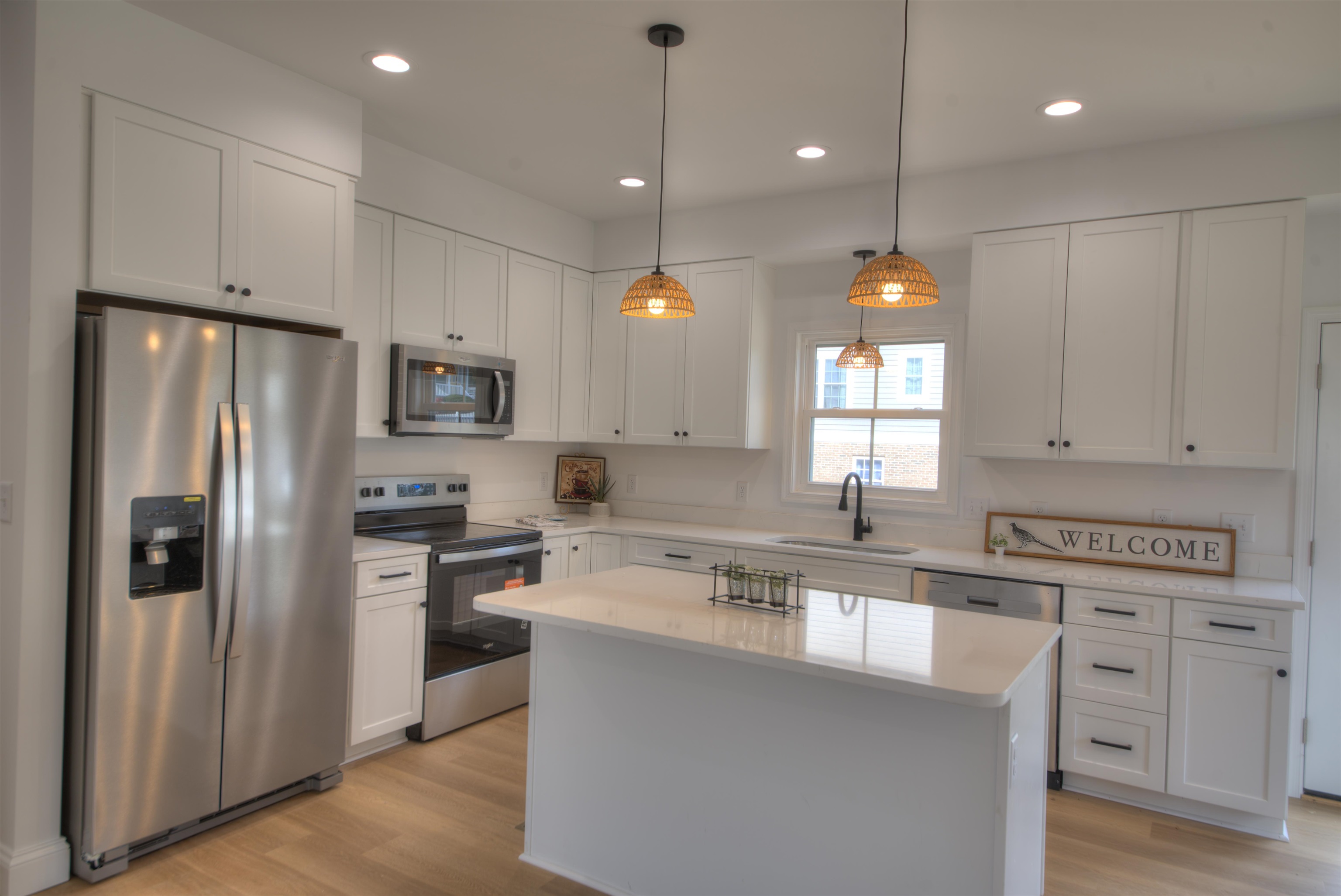 11 Topside Cir