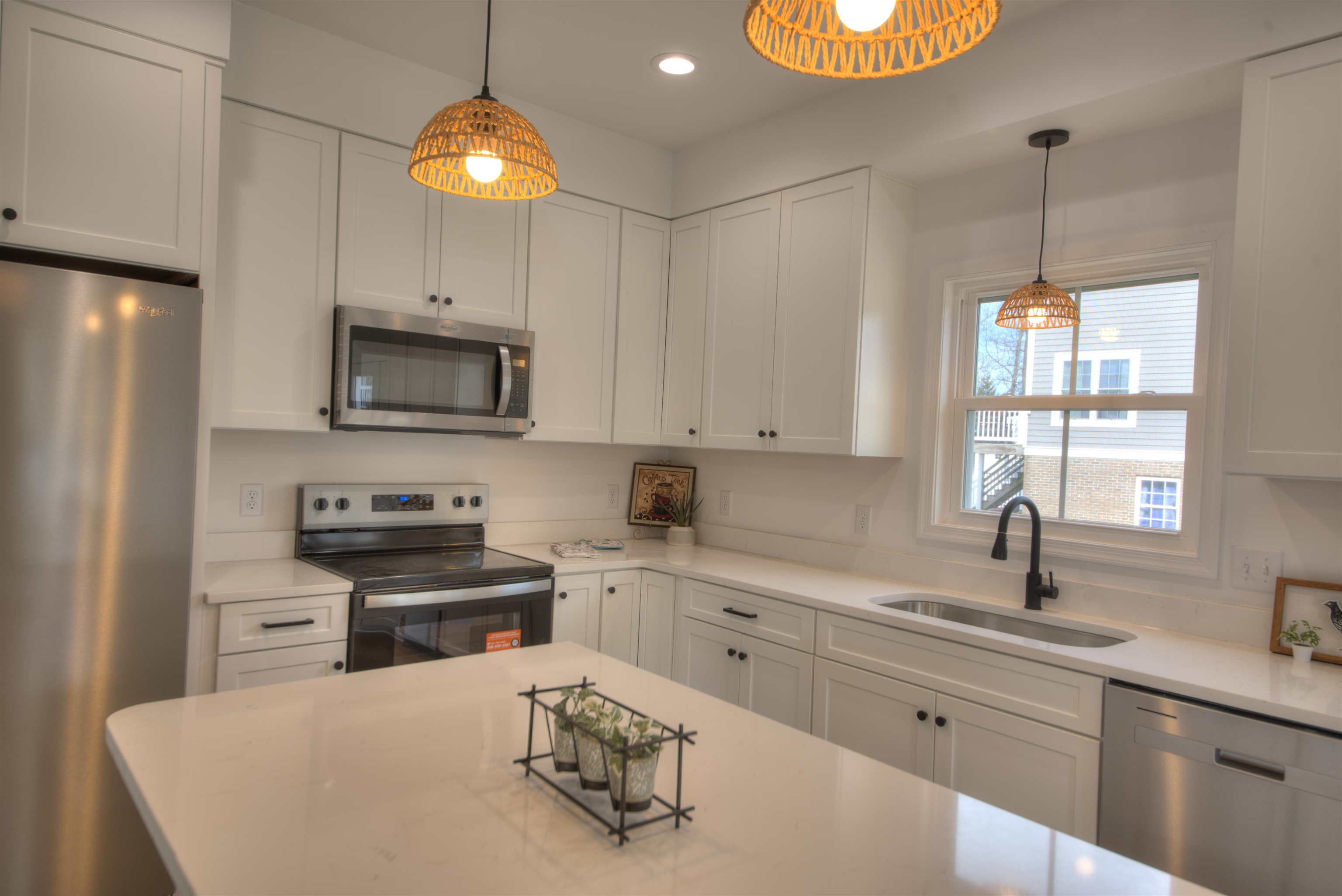 11 Topside Cir