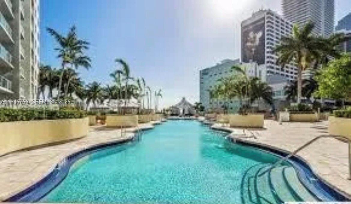 Vizcayne South Condo