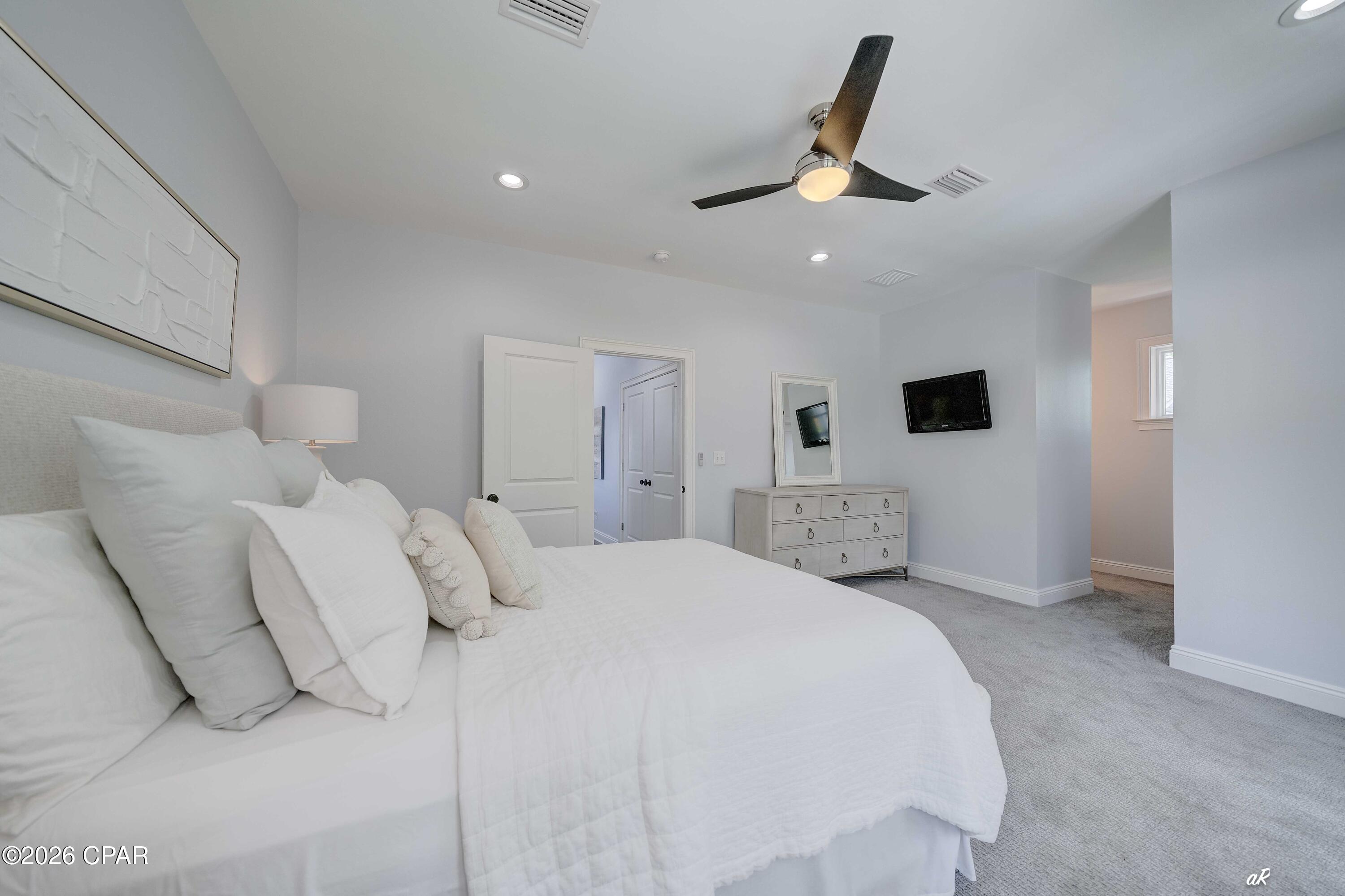 Image 38 For 728 Wild Heron Way