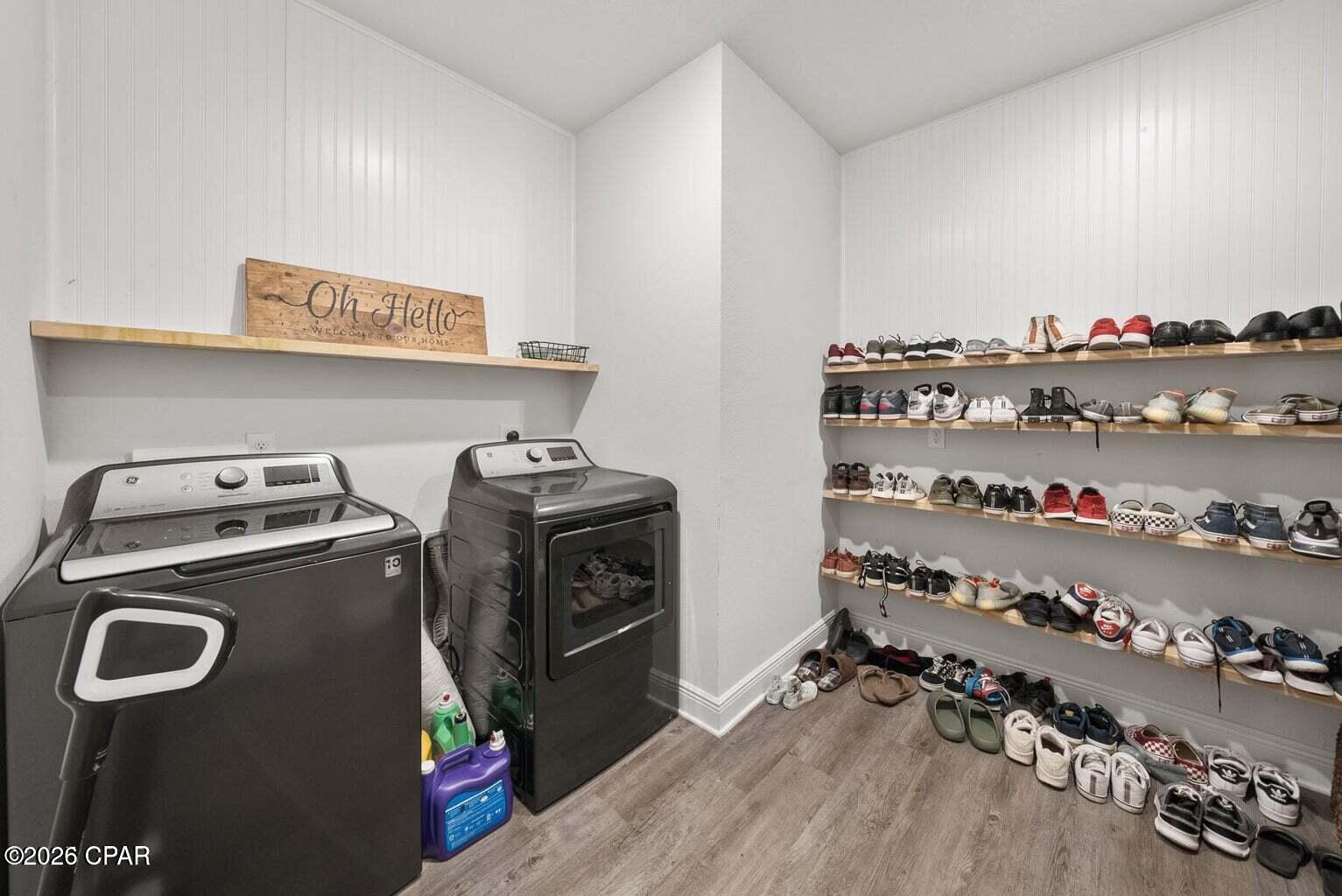 Image 23 For 4765 Rosemary