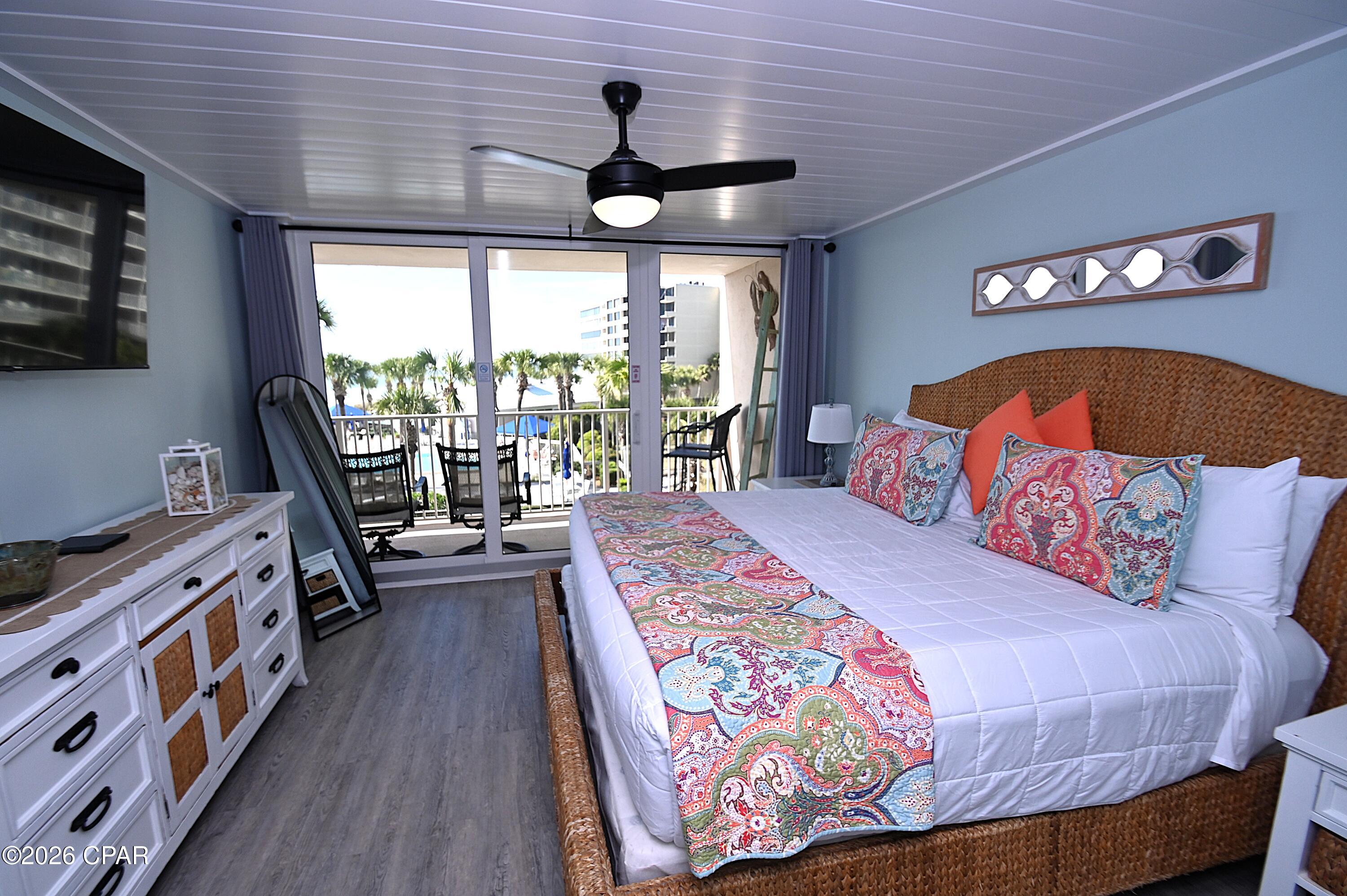 Image 10 For 7205 Thomas Drive C203