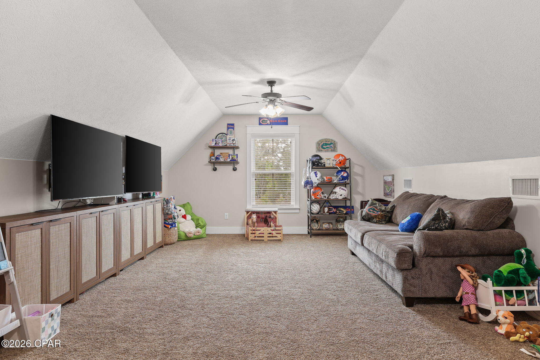 Listing photo id 33 for 4501 Tender Creek Cove