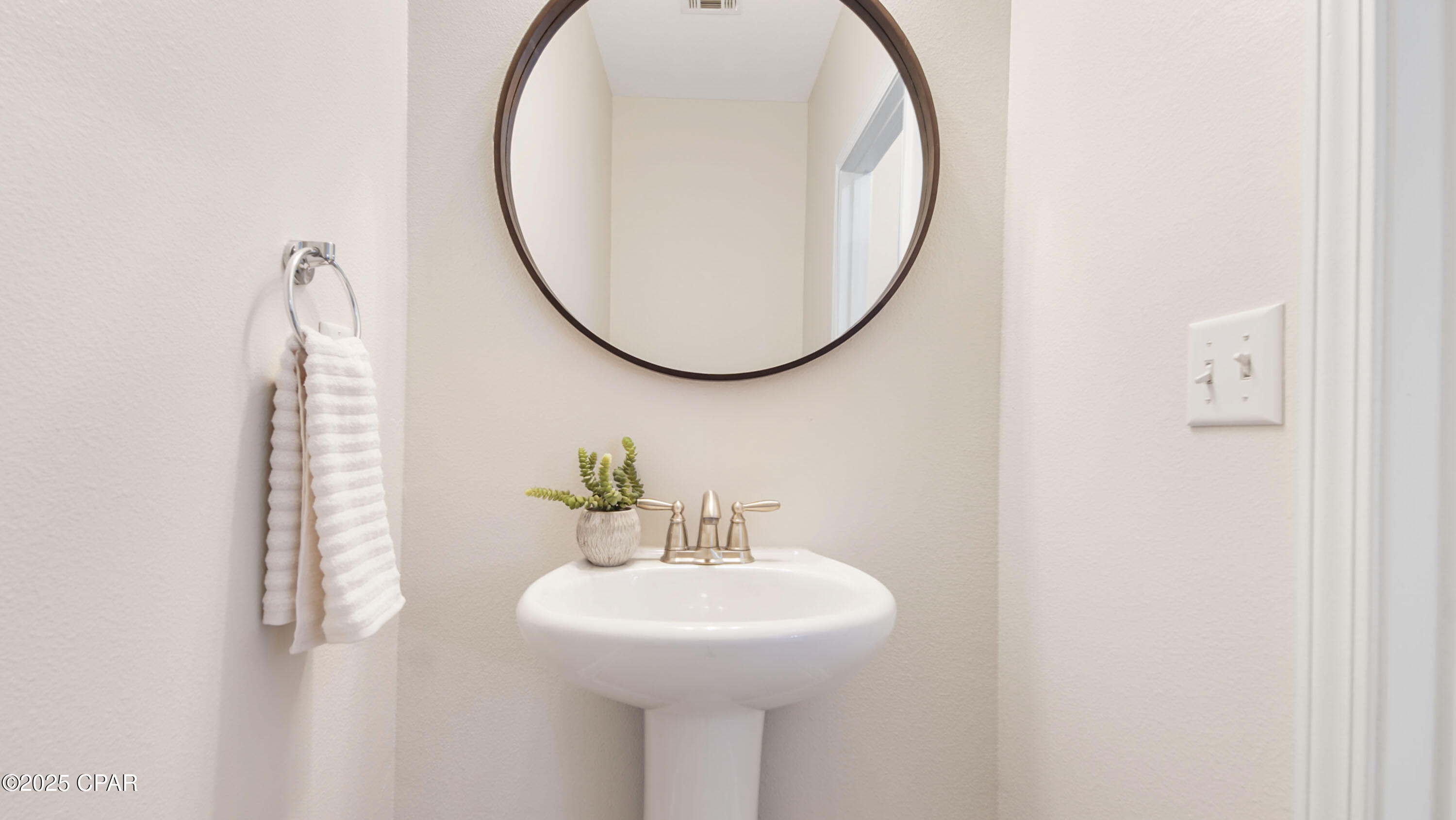 Image 10 For 76 Mosaic Oaks Circle