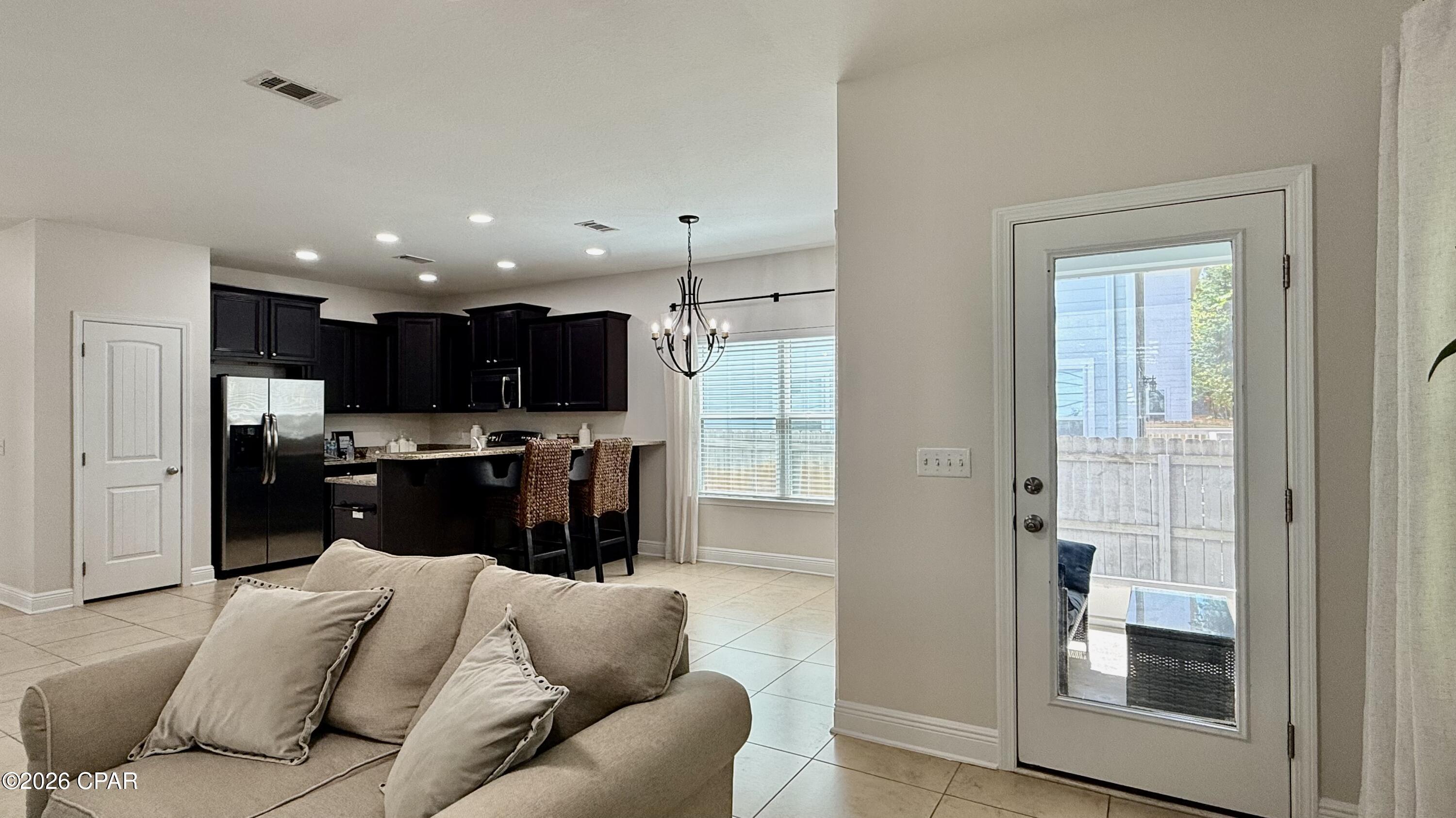 Image 15 For 76 Mosaic Oaks Circle