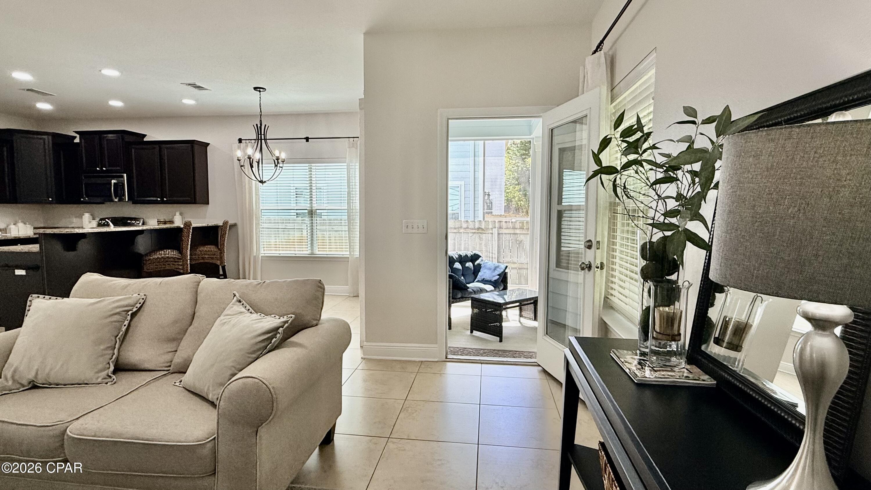 Image 17 For 76 Mosaic Oaks Circle