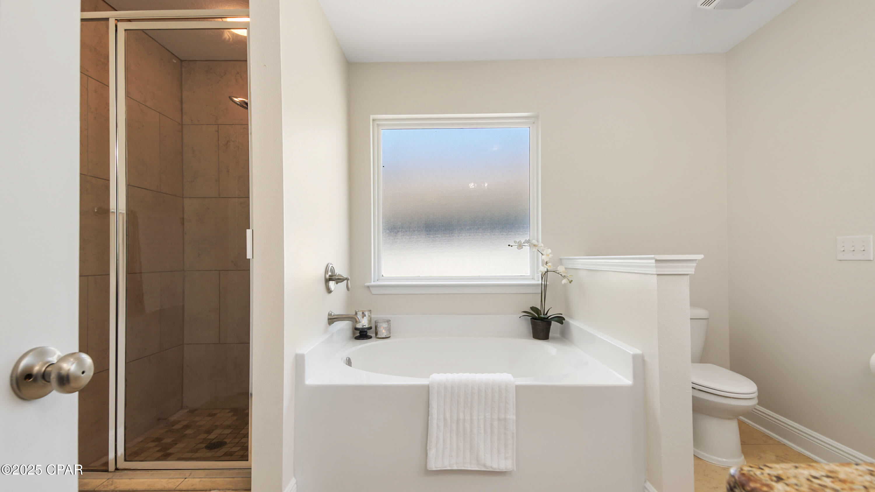 Image 27 For 76 Mosaic Oaks Circle