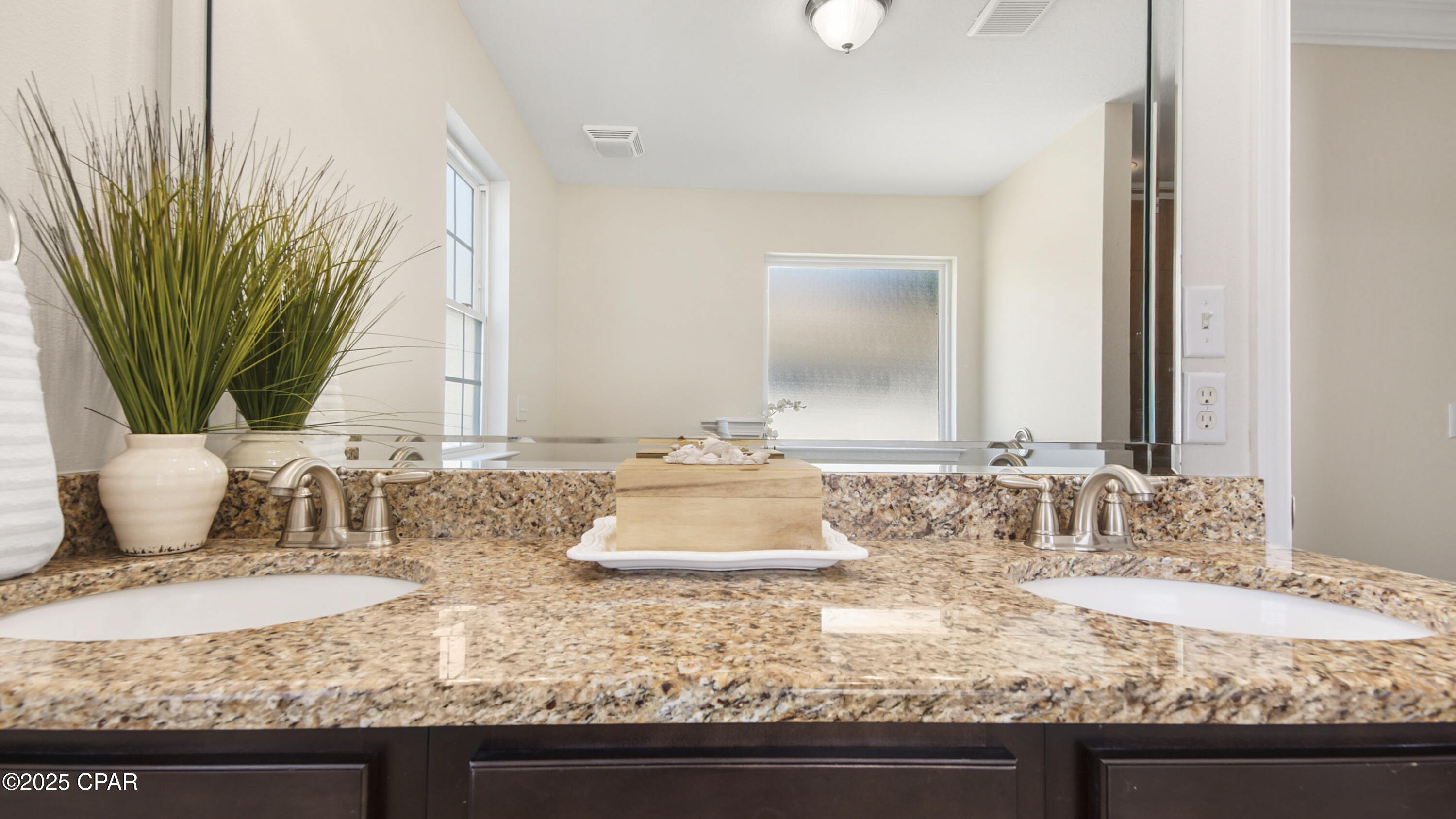 Image 35 For 76 Mosaic Oaks Circle