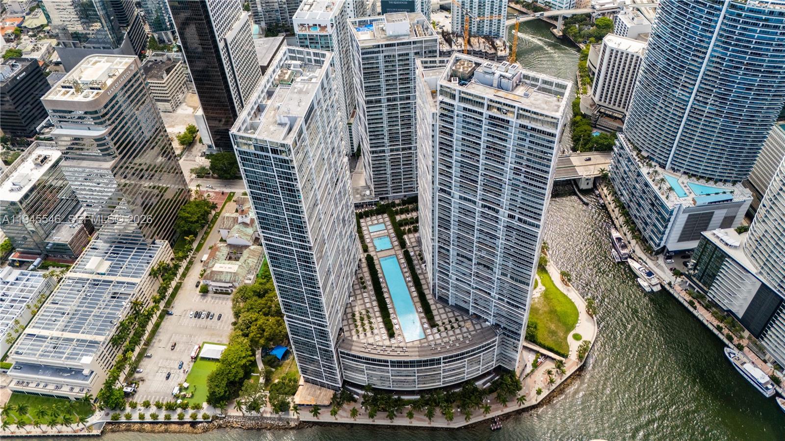 Iconbrickell Condo No 1
