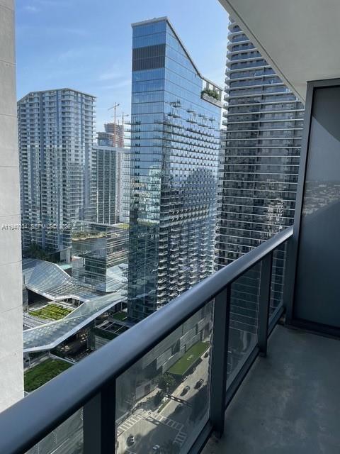 Brickell Heights West Con