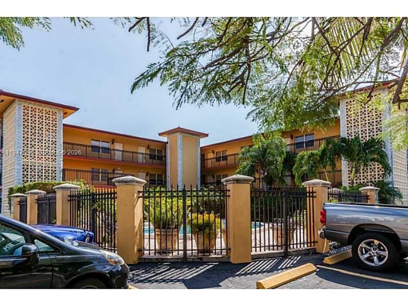 Sevilla Courts Condo