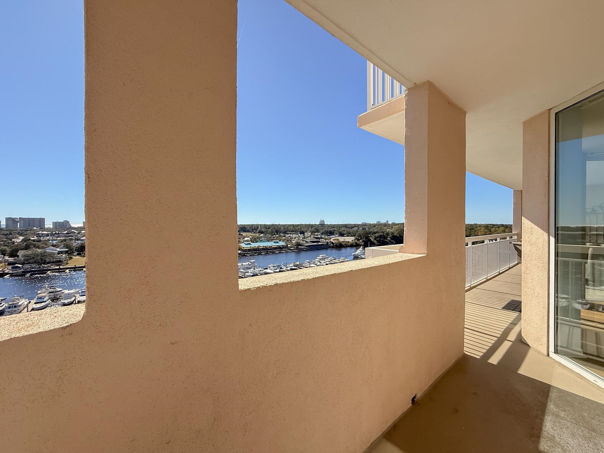 4801 Harbour Pointe Dr.