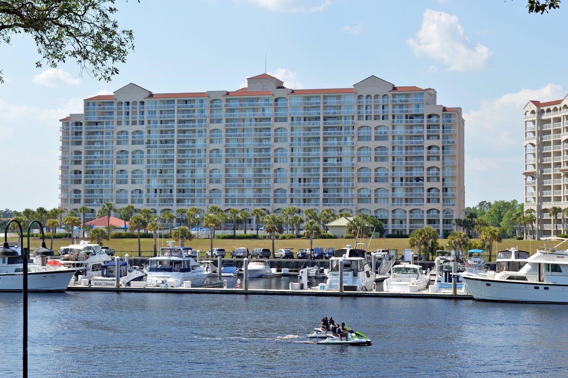 4801 Harbour Pointe Dr.