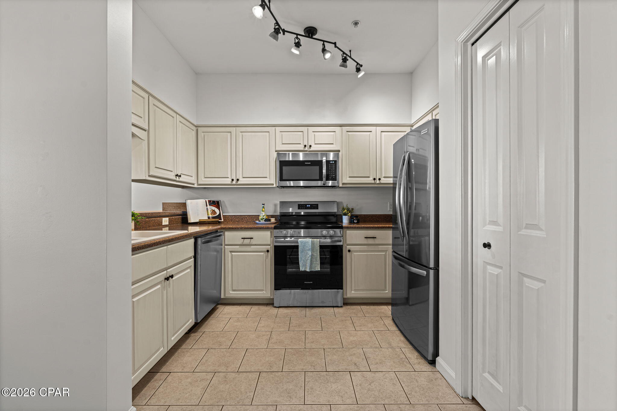 Image 9 For 1702 Annabellas Drive