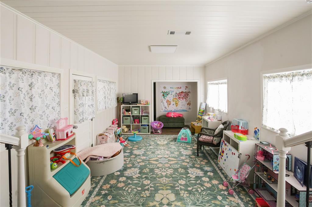 3809 Common Street — photo 4
