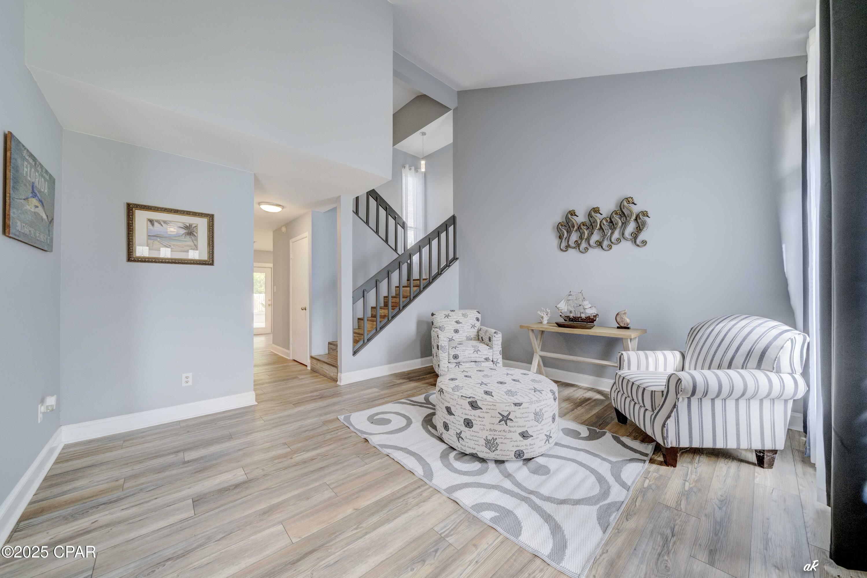 Image 6 For 315 Fairway Boulevard