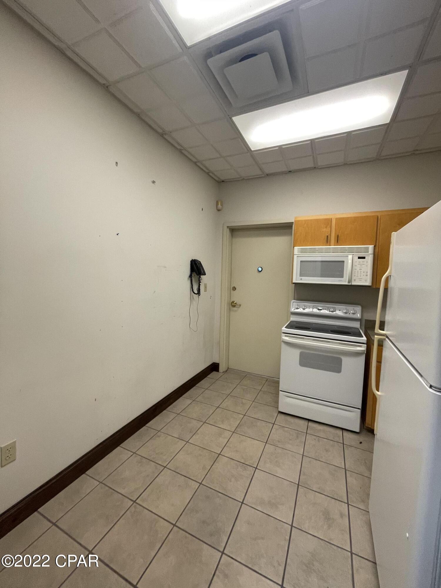 Image 21 For 25463 Main Street