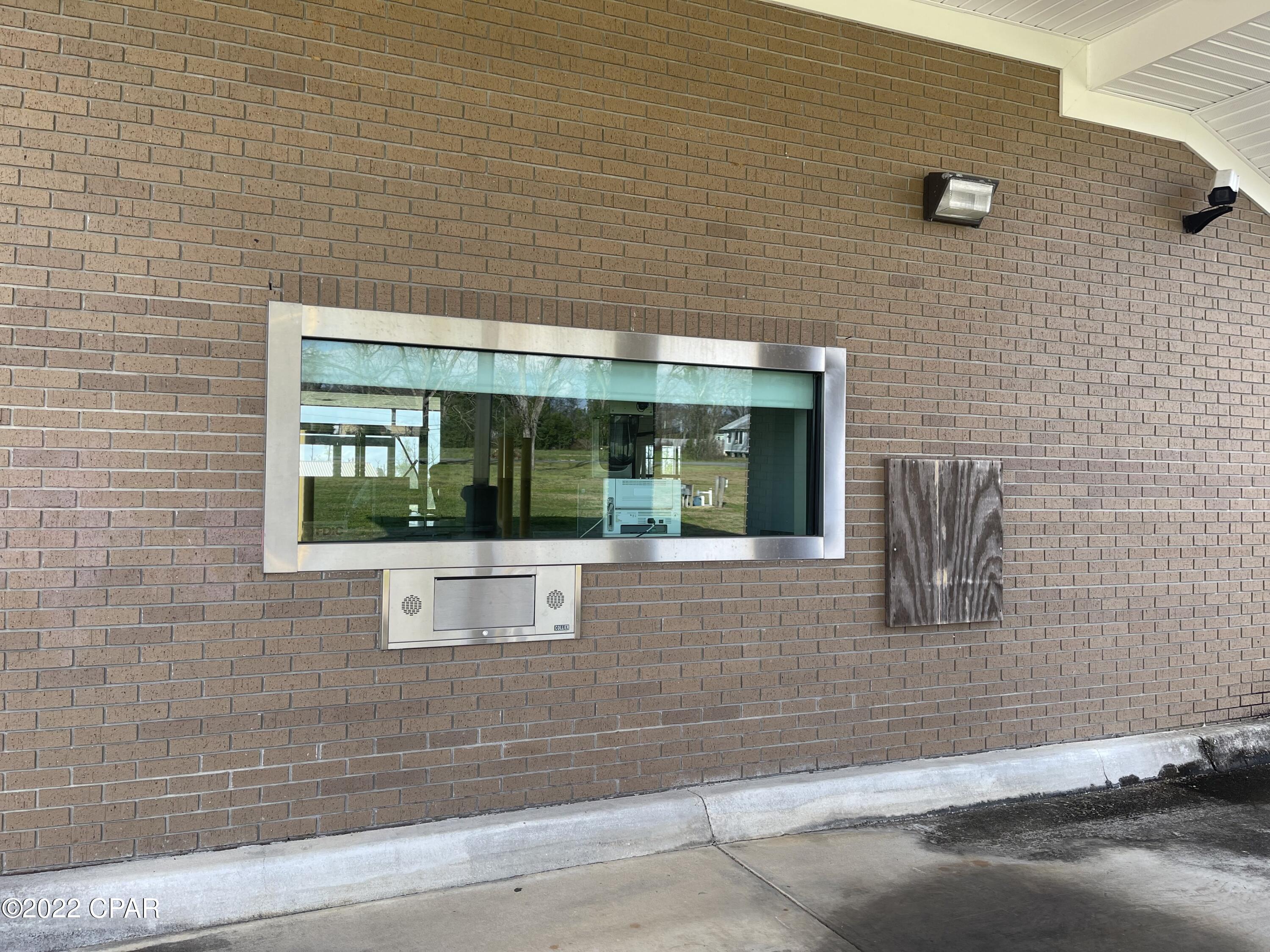 Image 42 For 25463 Main Street