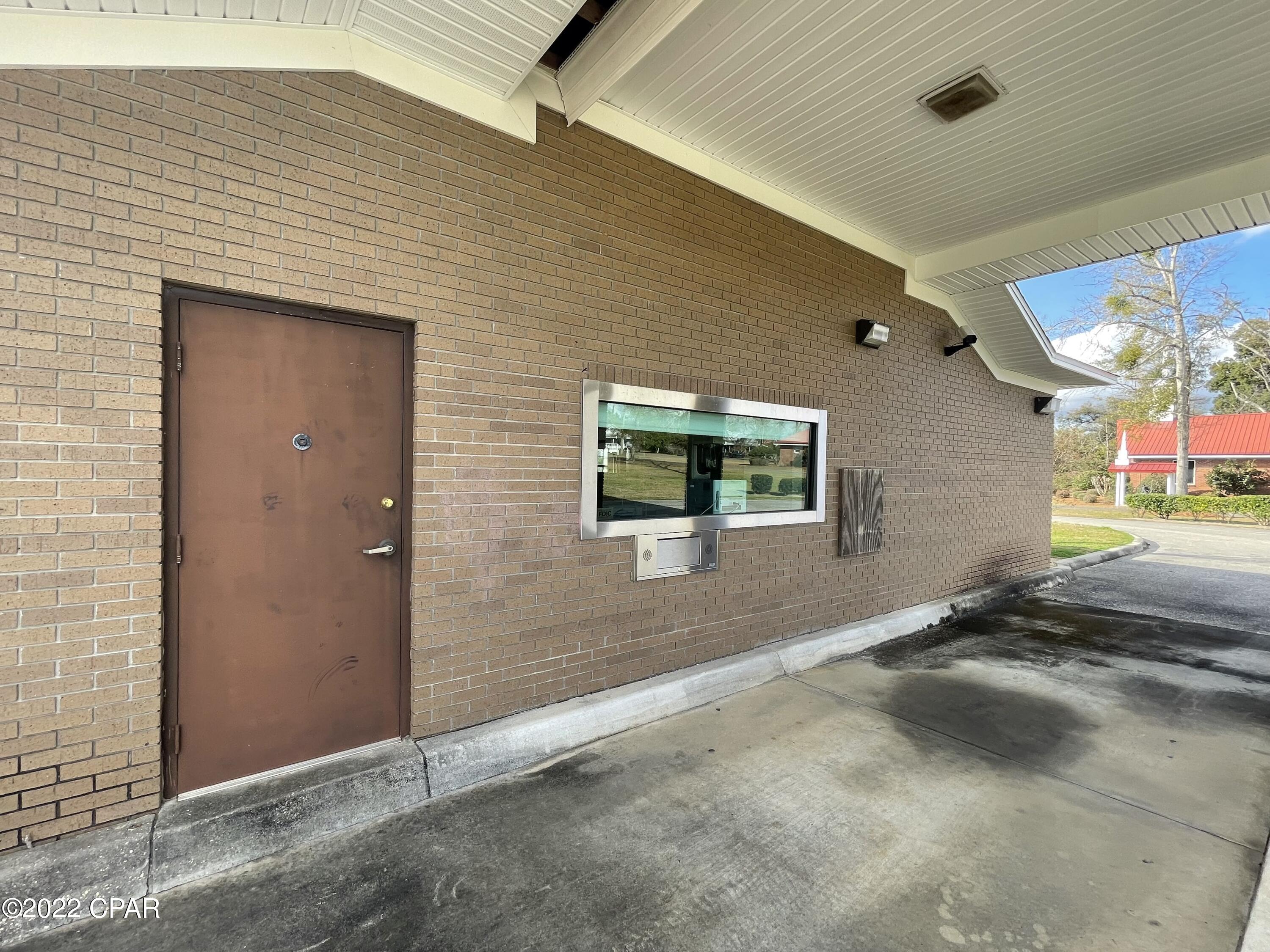 Image 43 For 25463 Main Street