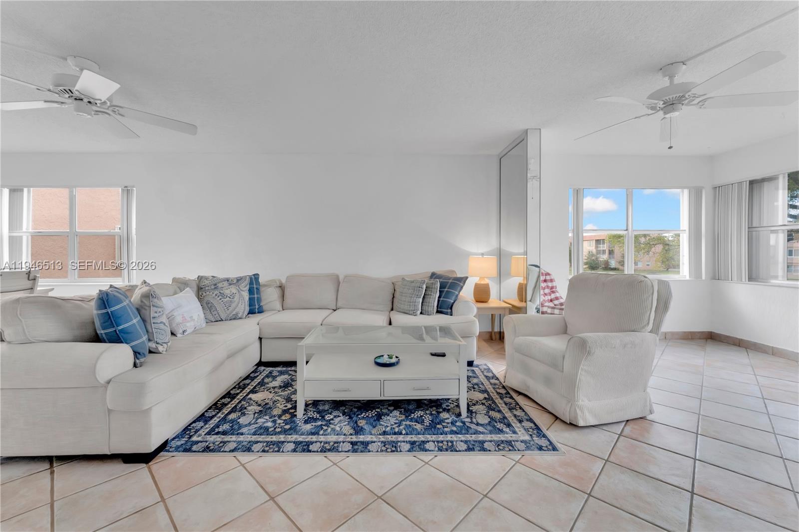 Sunrise Lakes 135 Condo