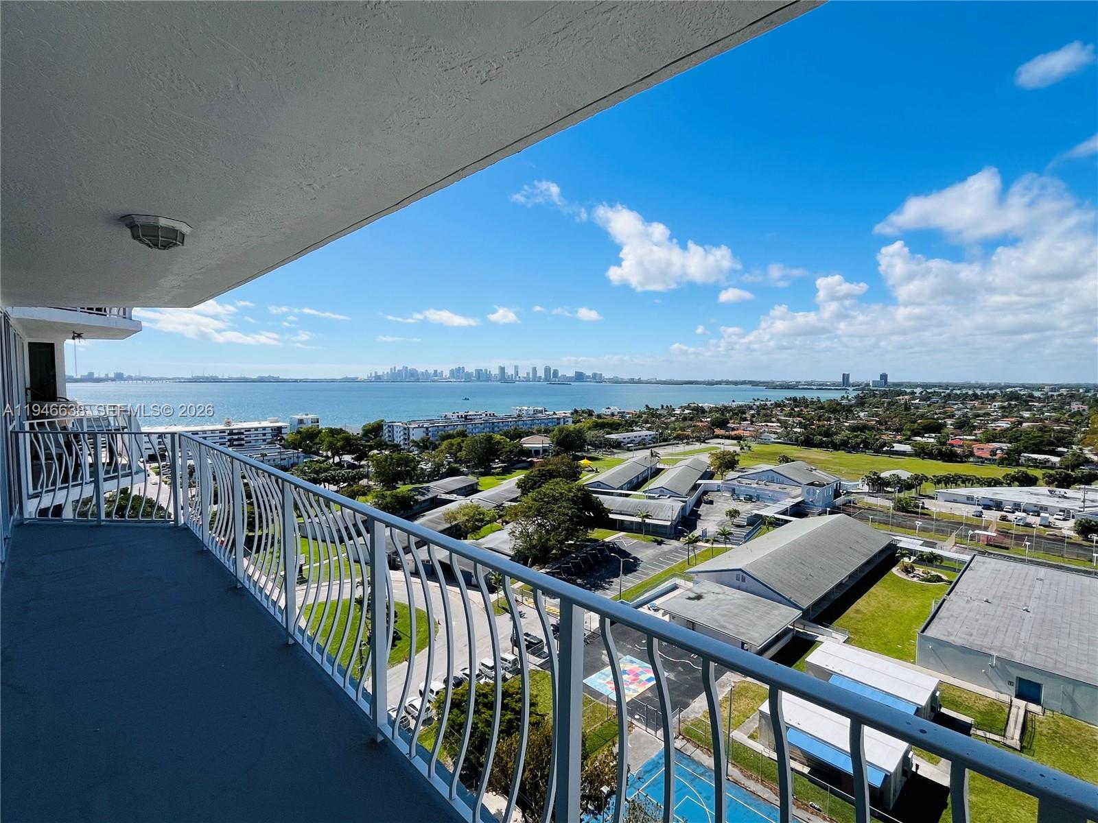 The Grandview Palace Cond