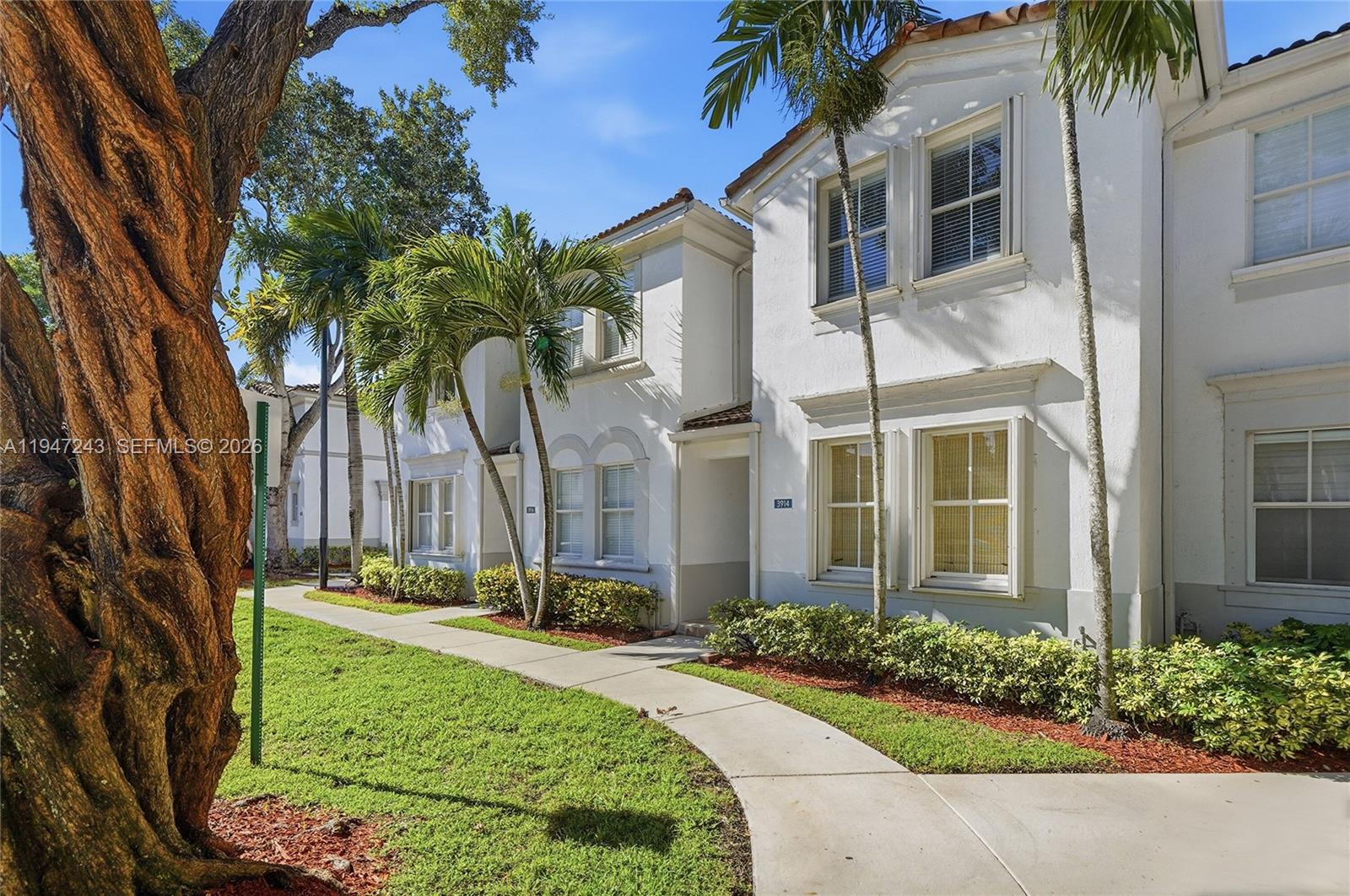 Villas At Nautica One Con